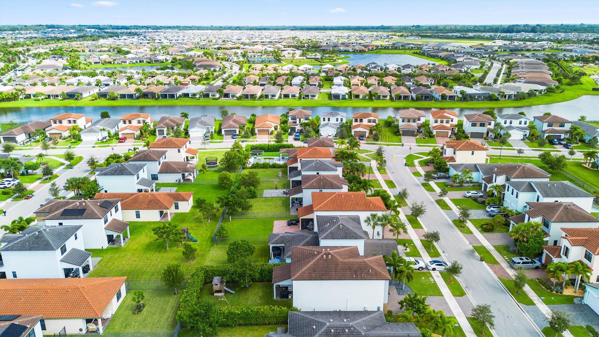 SKY COVE - Residential