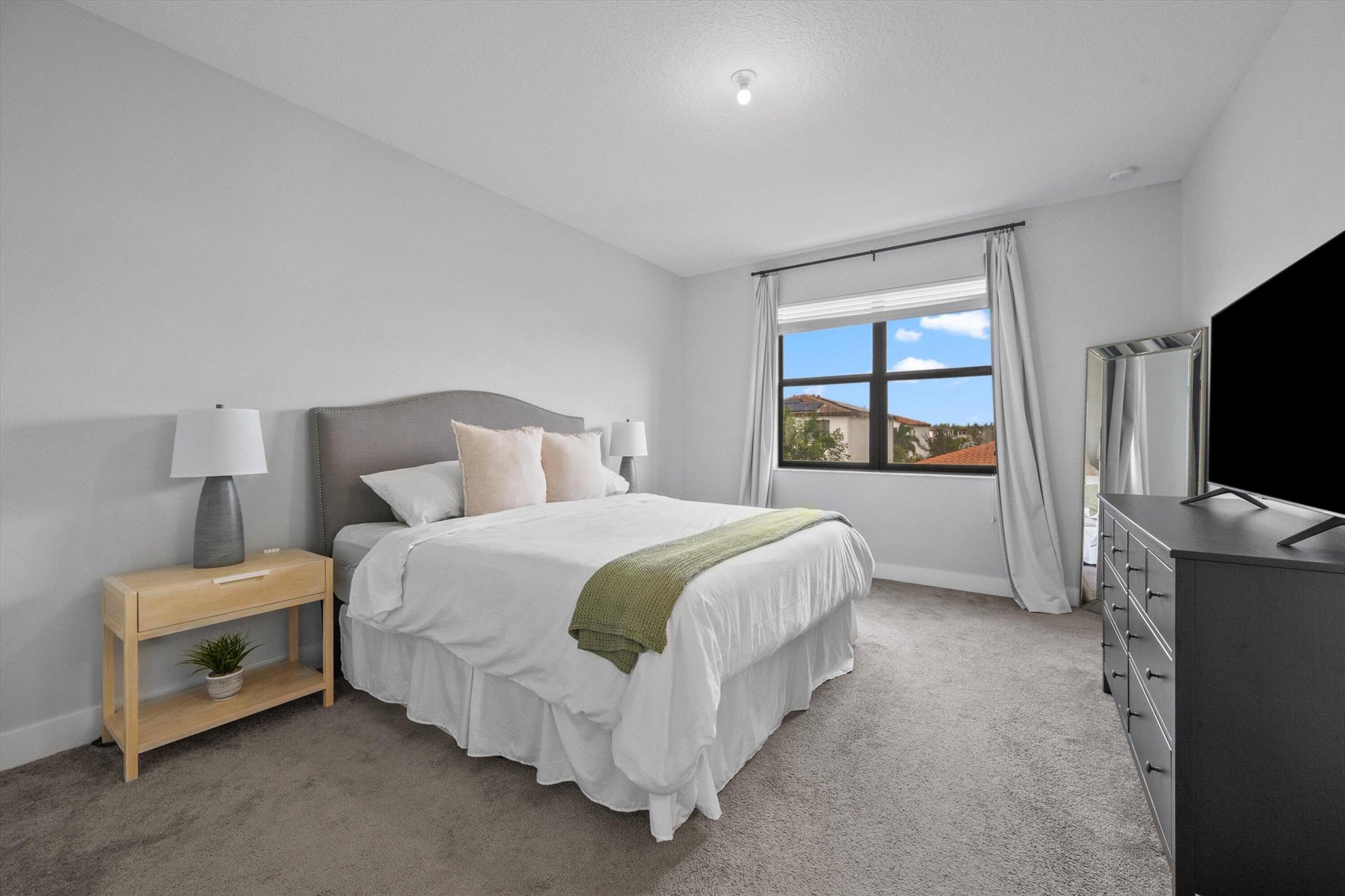 SKY COVE - Residential