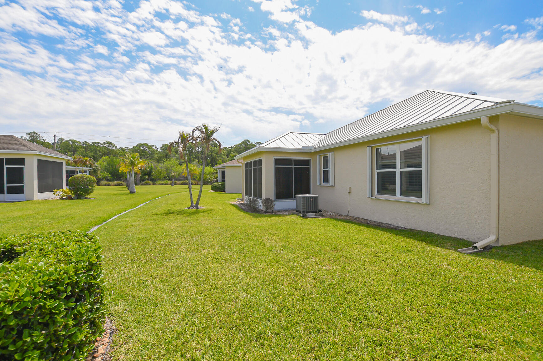 KINGS ISLE  ( Isle of San Marino ) - Residential