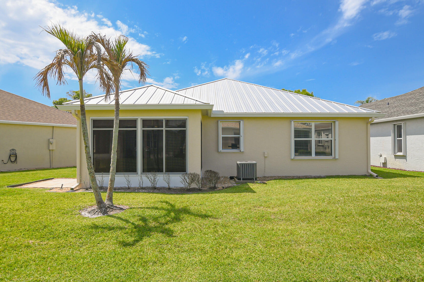KINGS ISLE  ( Isle of San Marino ) - Residential