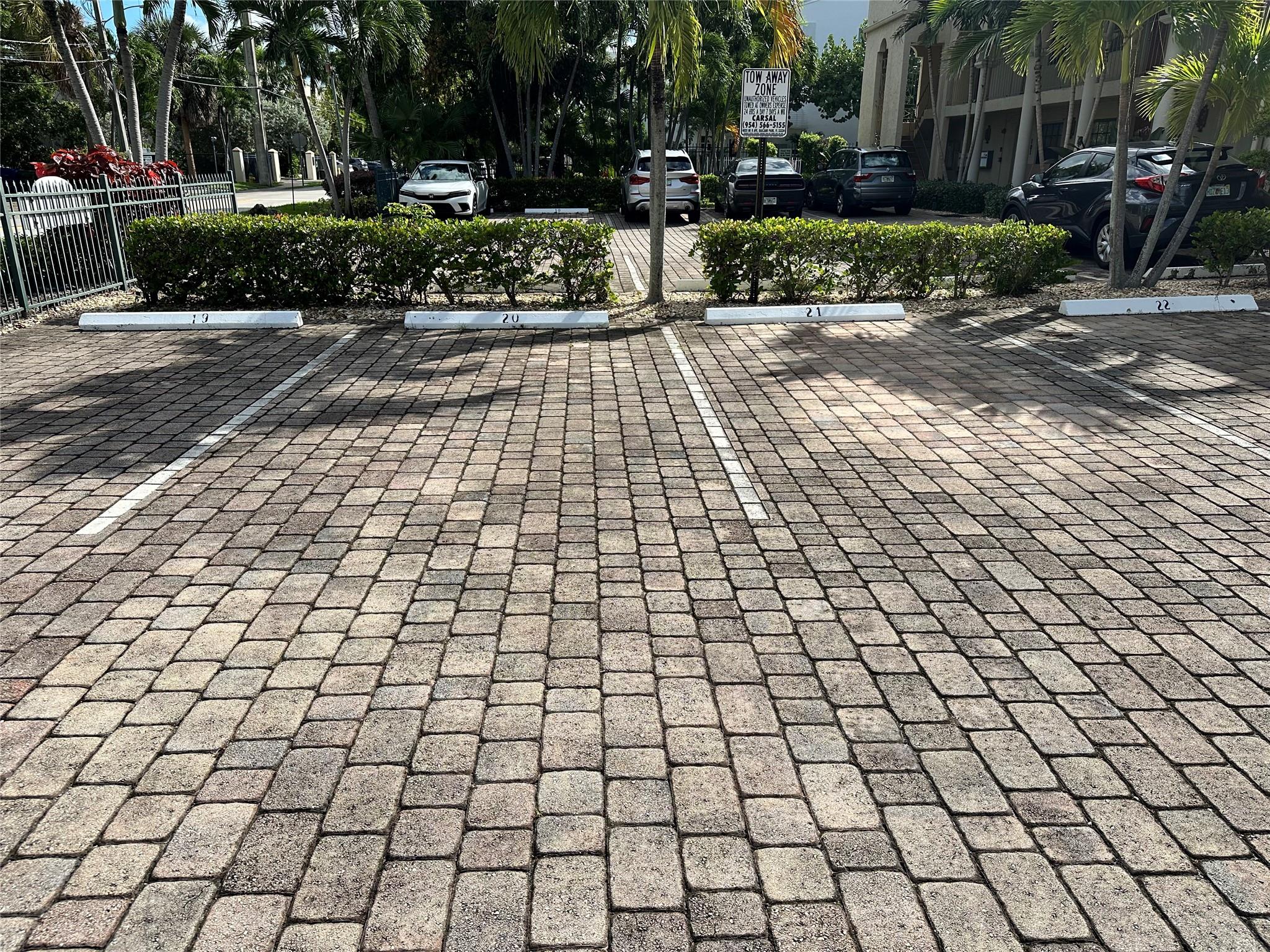Heron House Condo - Residential Lease