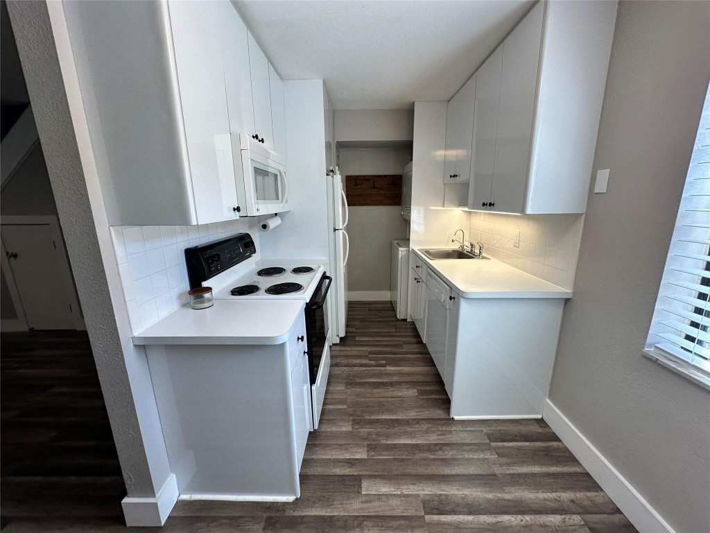 Heron House Condo - Residential Lease