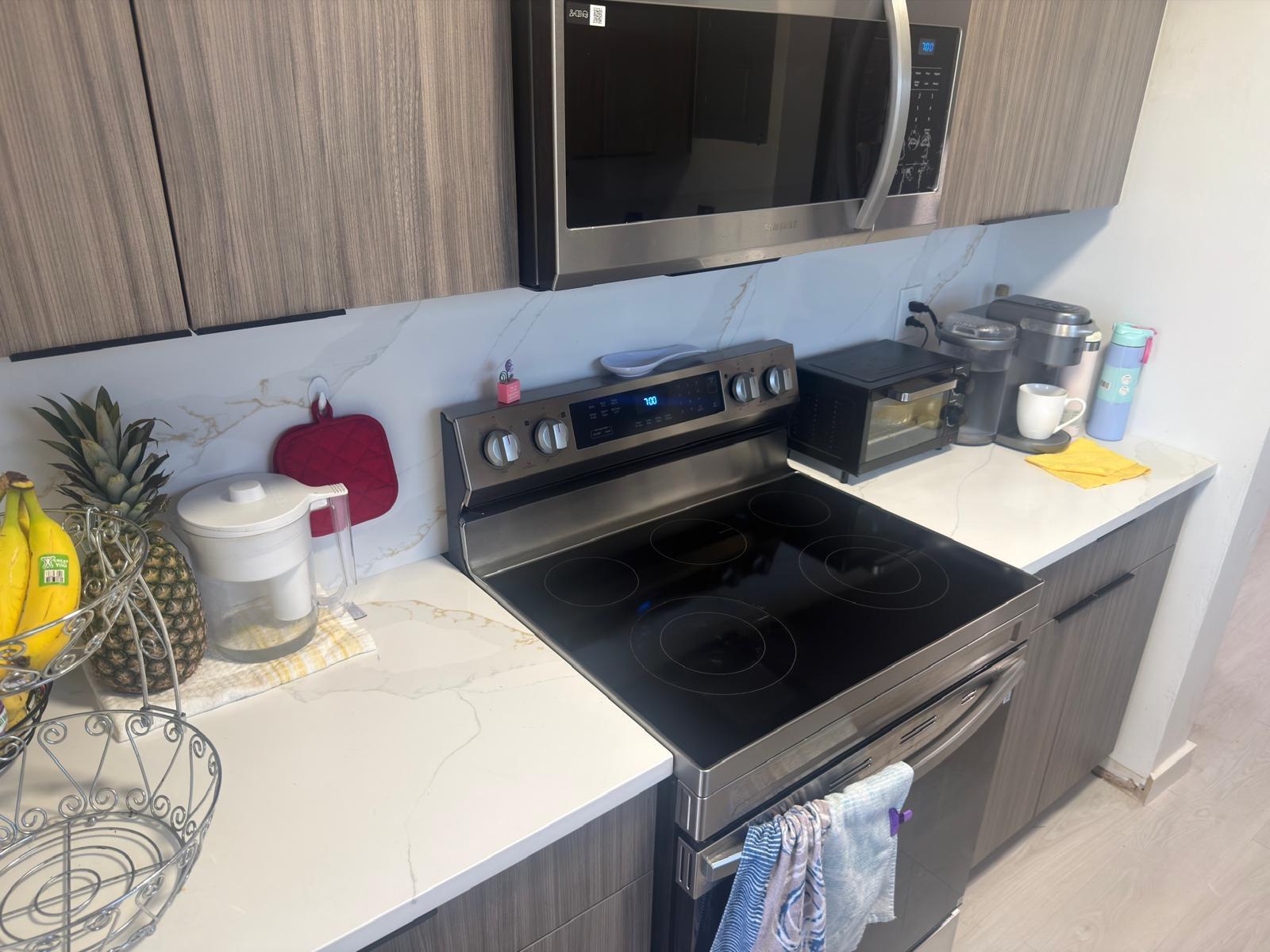 401 S GOLF Boulevard 270