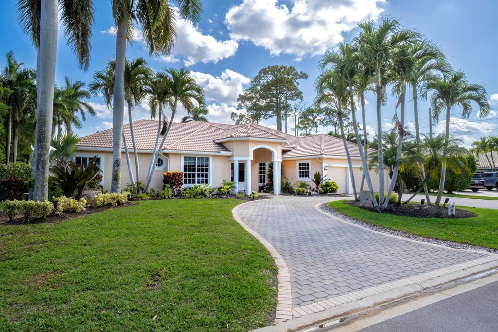 Photo of 101 Westwood Ct, Atlantis, FL 33462 (MLS # R11080370)