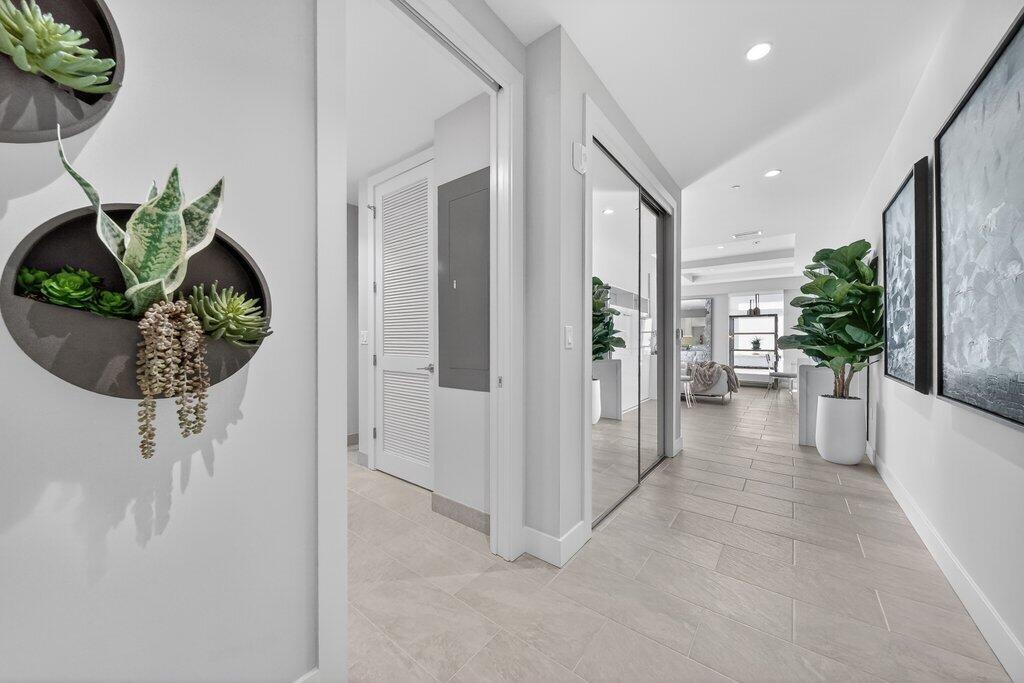 SAILFISH COVE CONDOMINIUM - Residential Lease