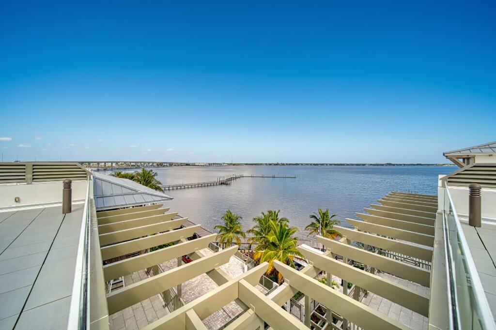 SAILFISH COVE CONDOMINIUM - Residential Lease