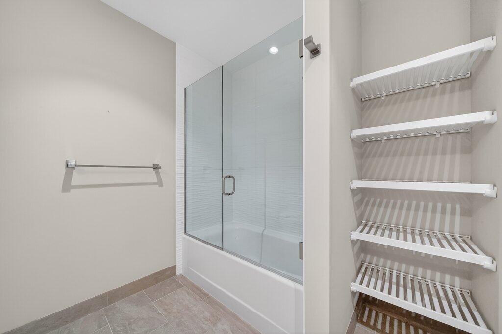 SAILFISH COVE CONDOMINIUM - Residential Lease