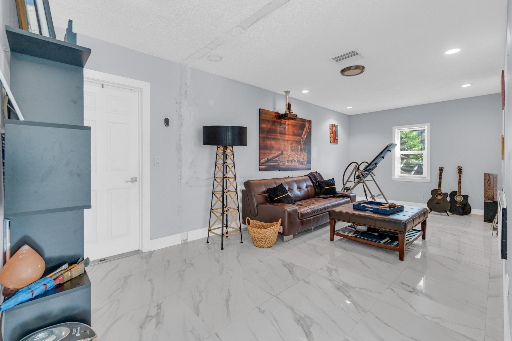 The Dells 64-40 B - Residential