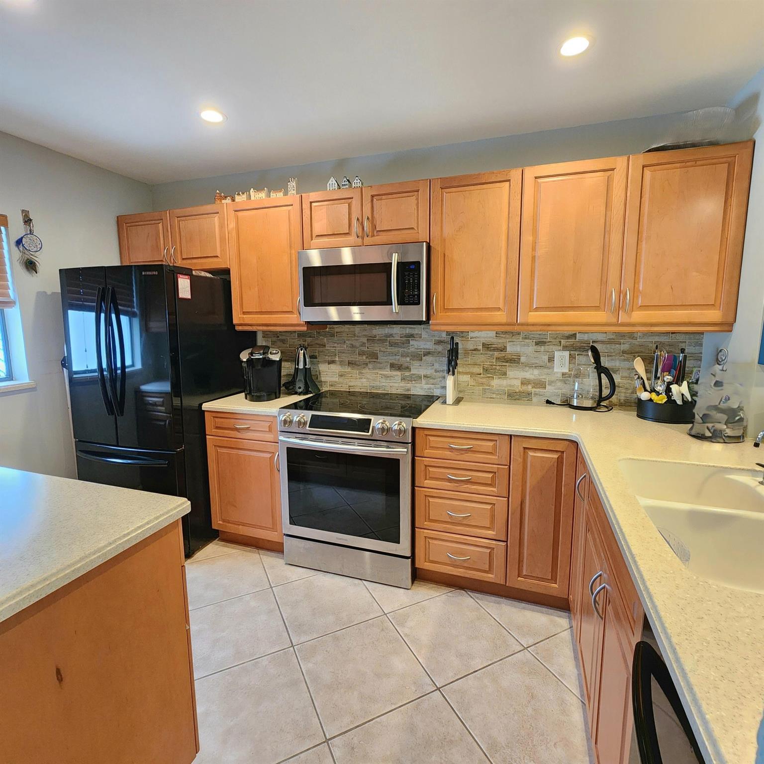 5155 N Highway A1a 211