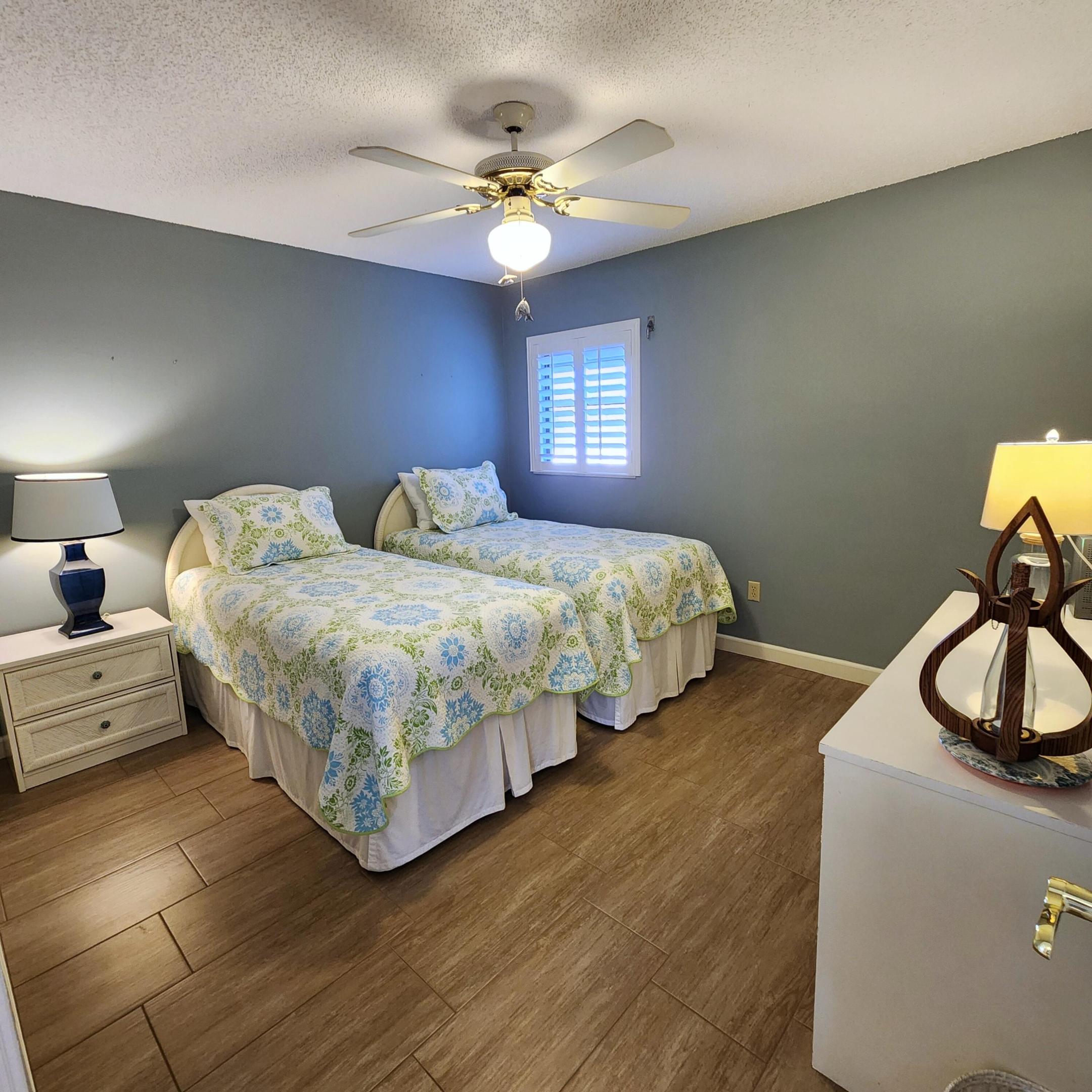 OCEAN HARBOUR NORTH PRIVATE BEACHFRONT AND MARINA - Residential