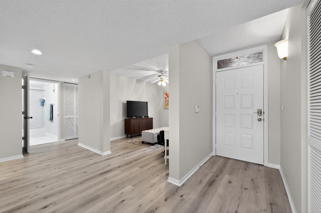 7634 Majestic Palm Drive 101