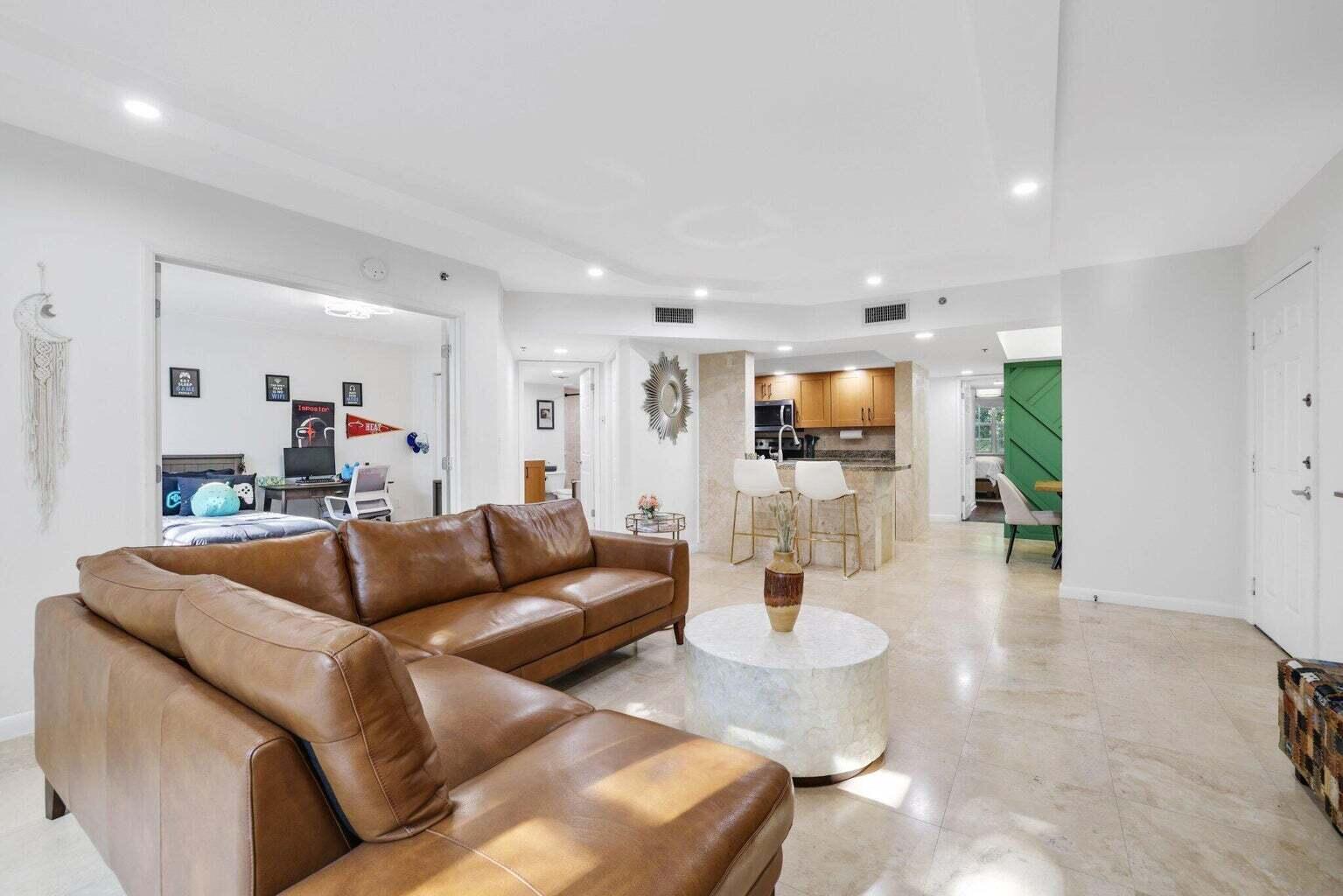 BOCAR CONDO - Residential Lease