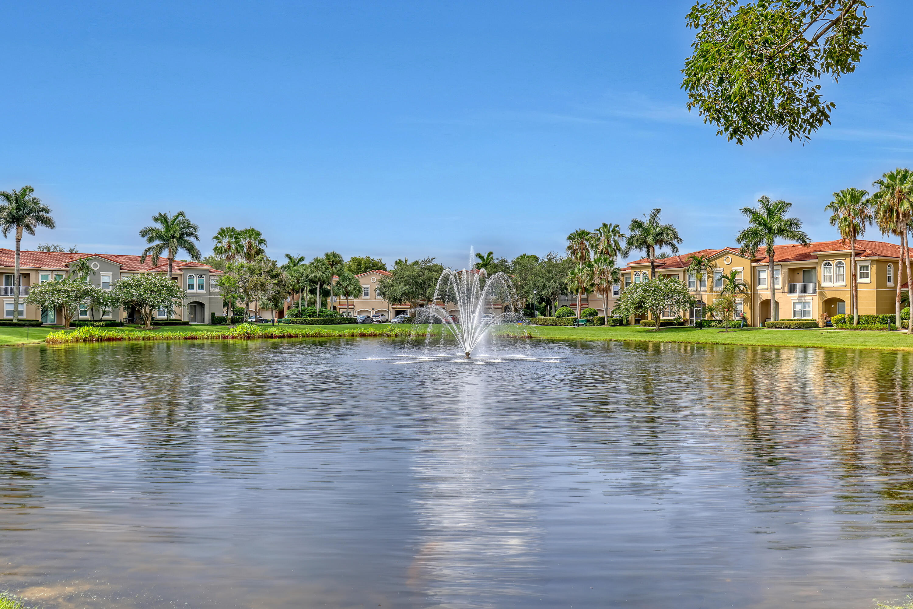 LEGENDS AT THE GARDENS CONDO - Residential Lease