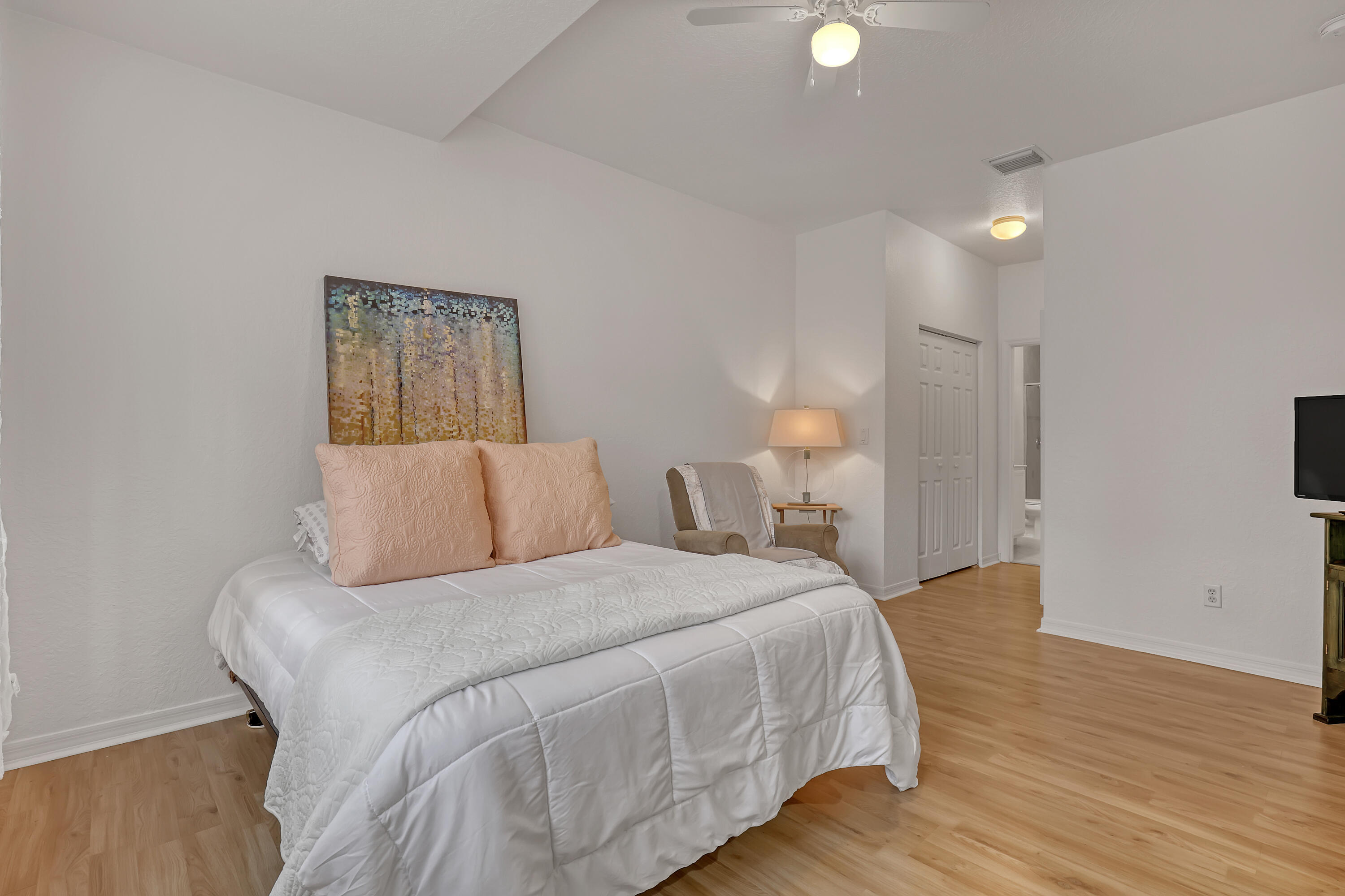 LEGENDS AT THE GARDENS CONDO - Residential Lease