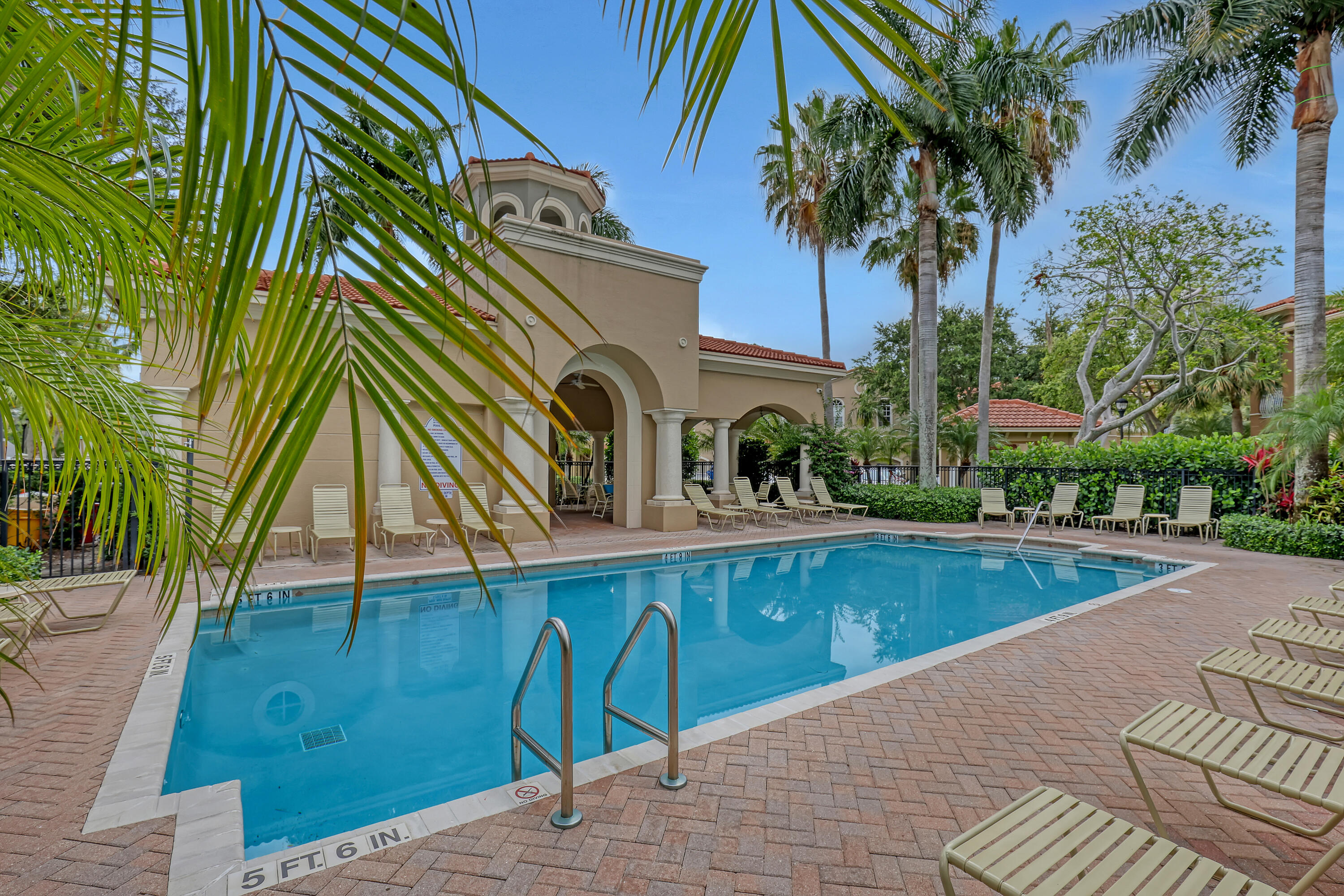 LEGENDS AT THE GARDENS CONDO - Residential Lease