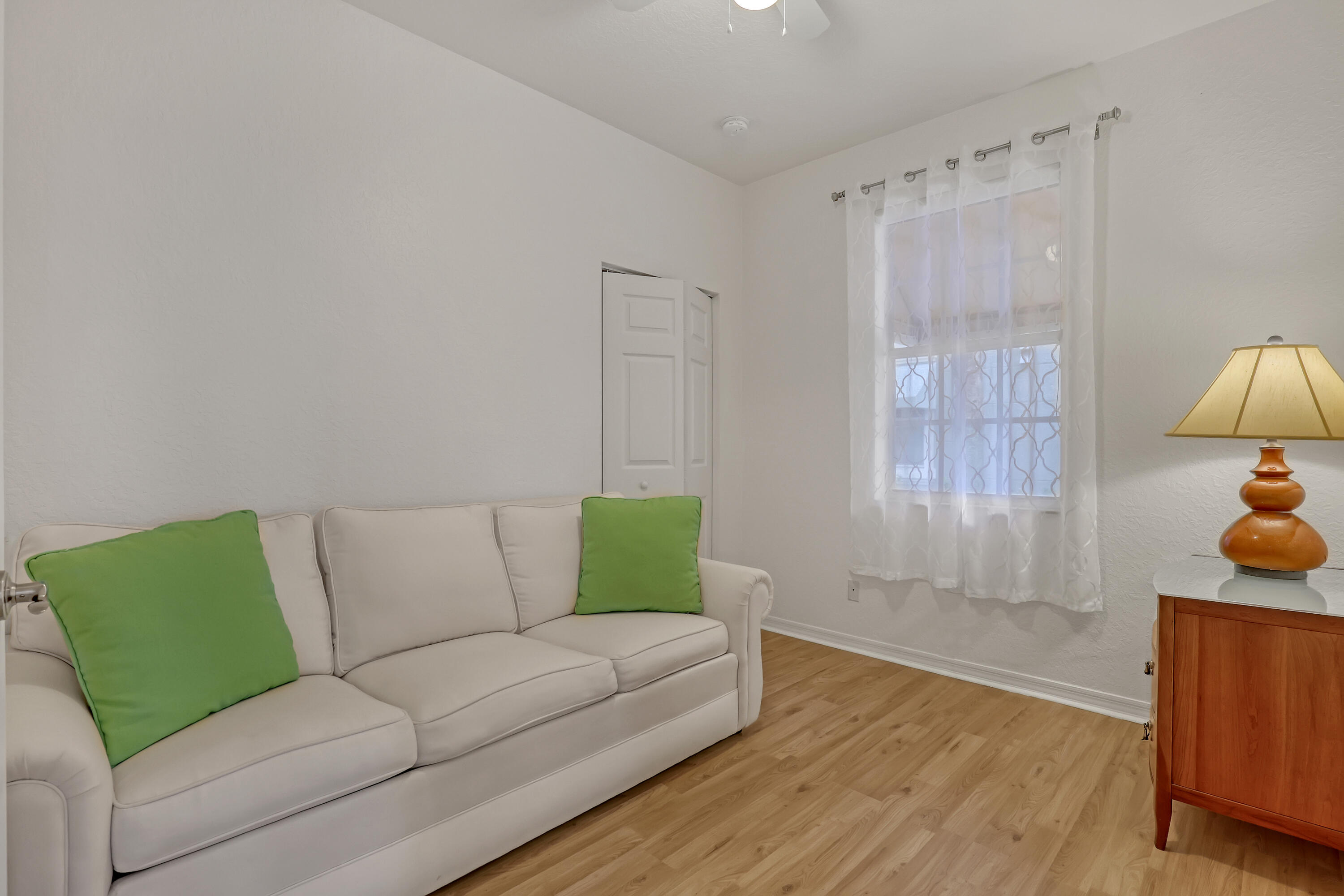 LEGENDS AT THE GARDENS CONDO - Residential Lease