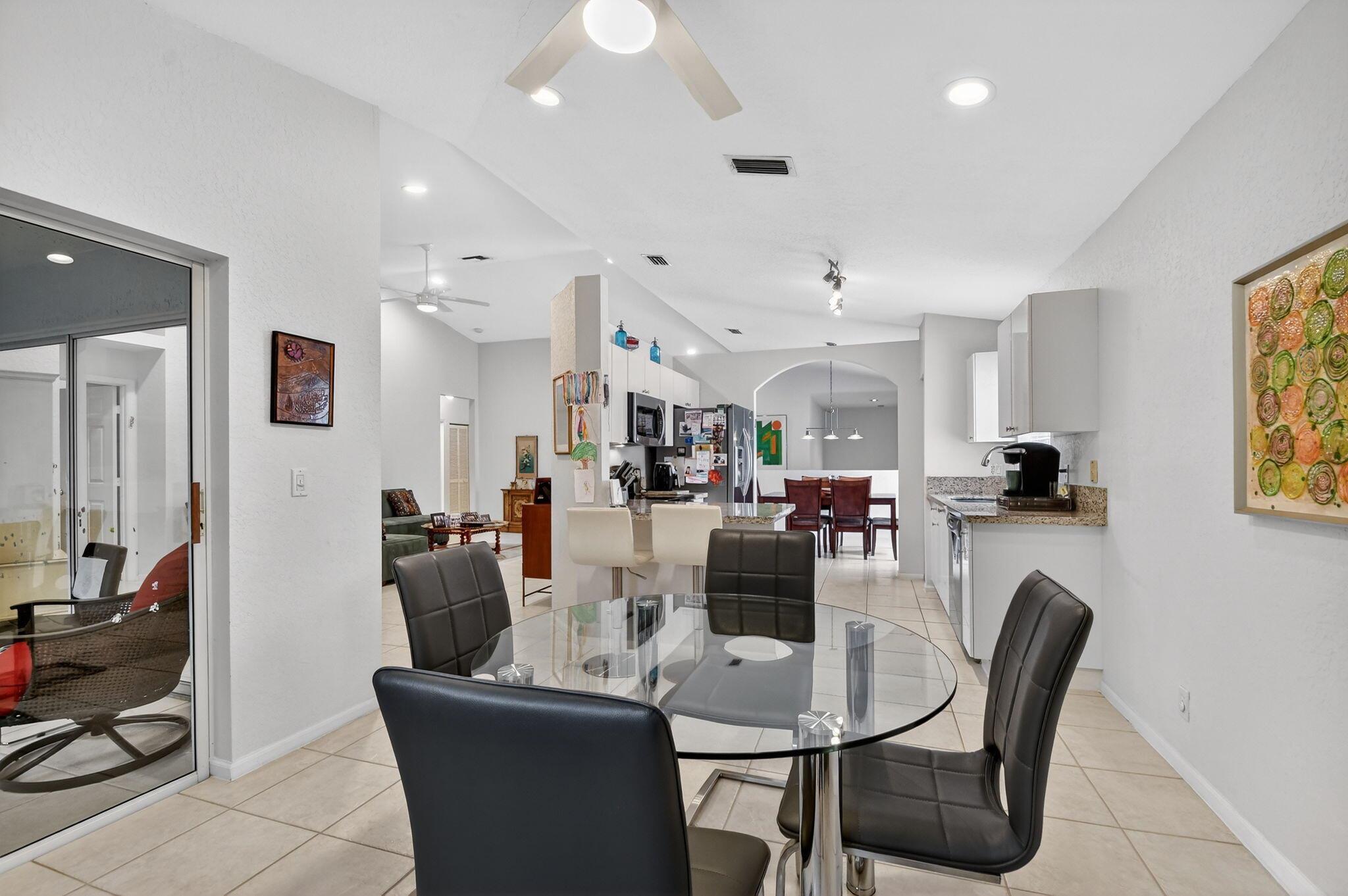 GROVE VILLAGE CONDO - Residential Lease