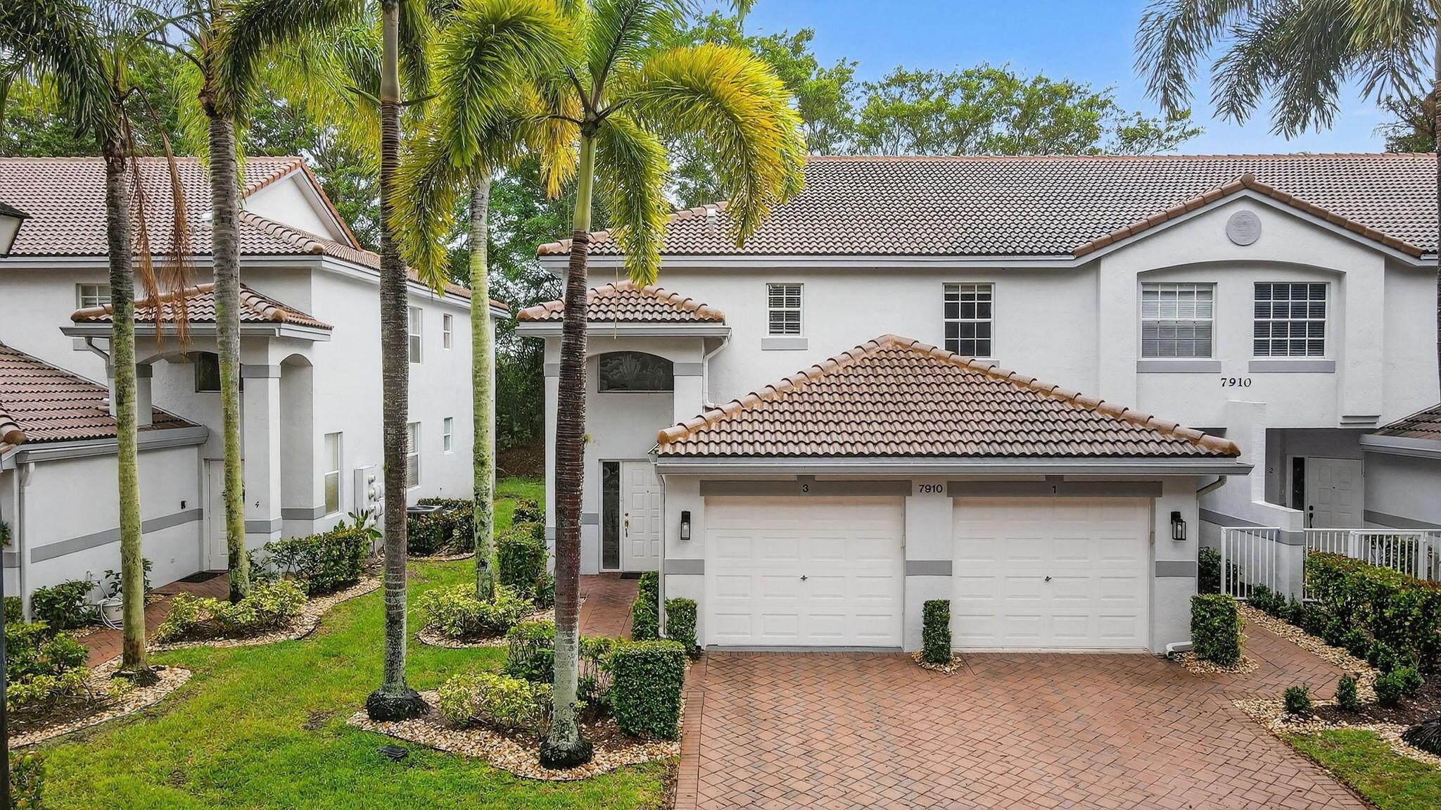 GROVE VILLAGE CONDO - Residential Lease