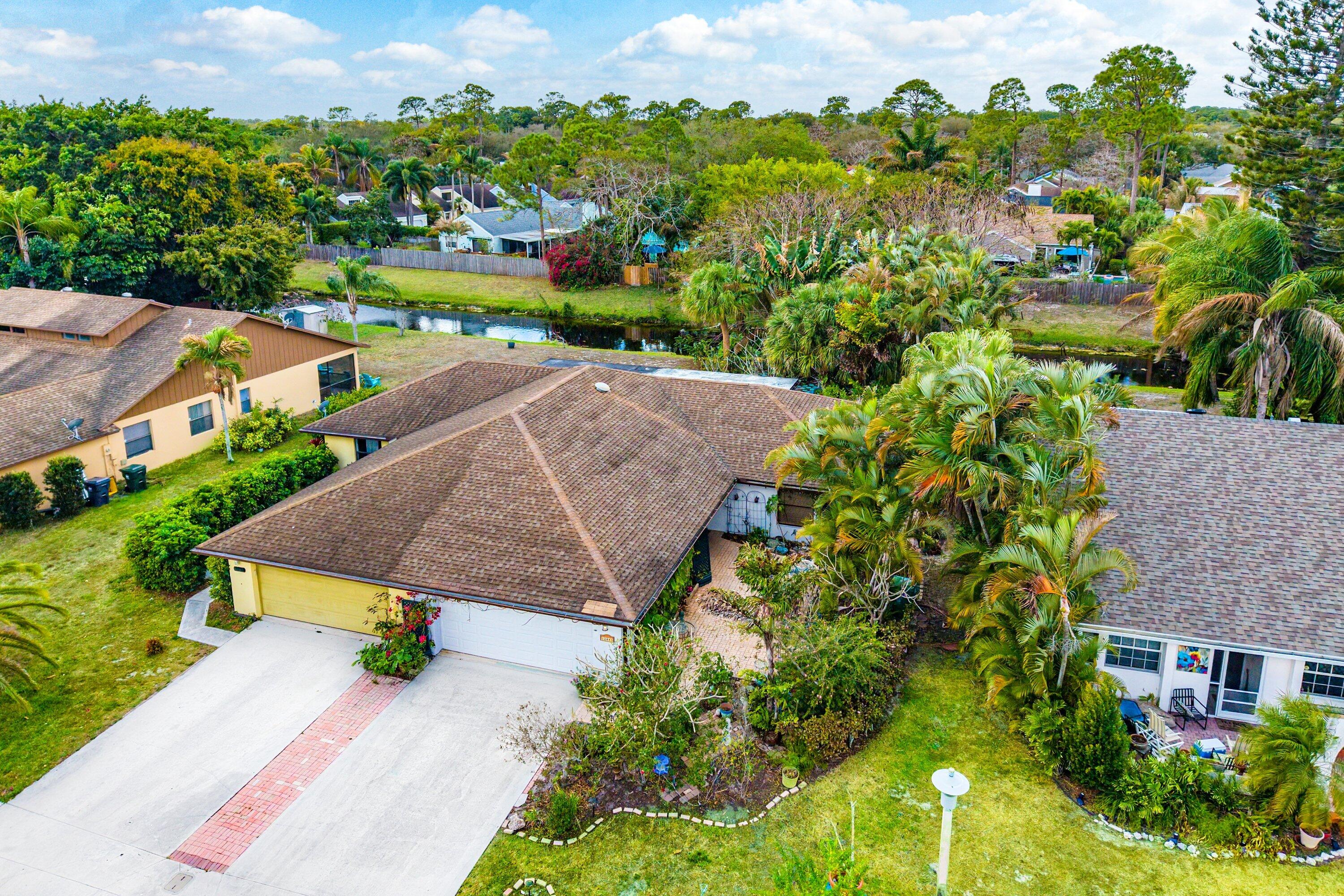 SOUTH SHORE NO 4 OF WELLINGTON - Residential