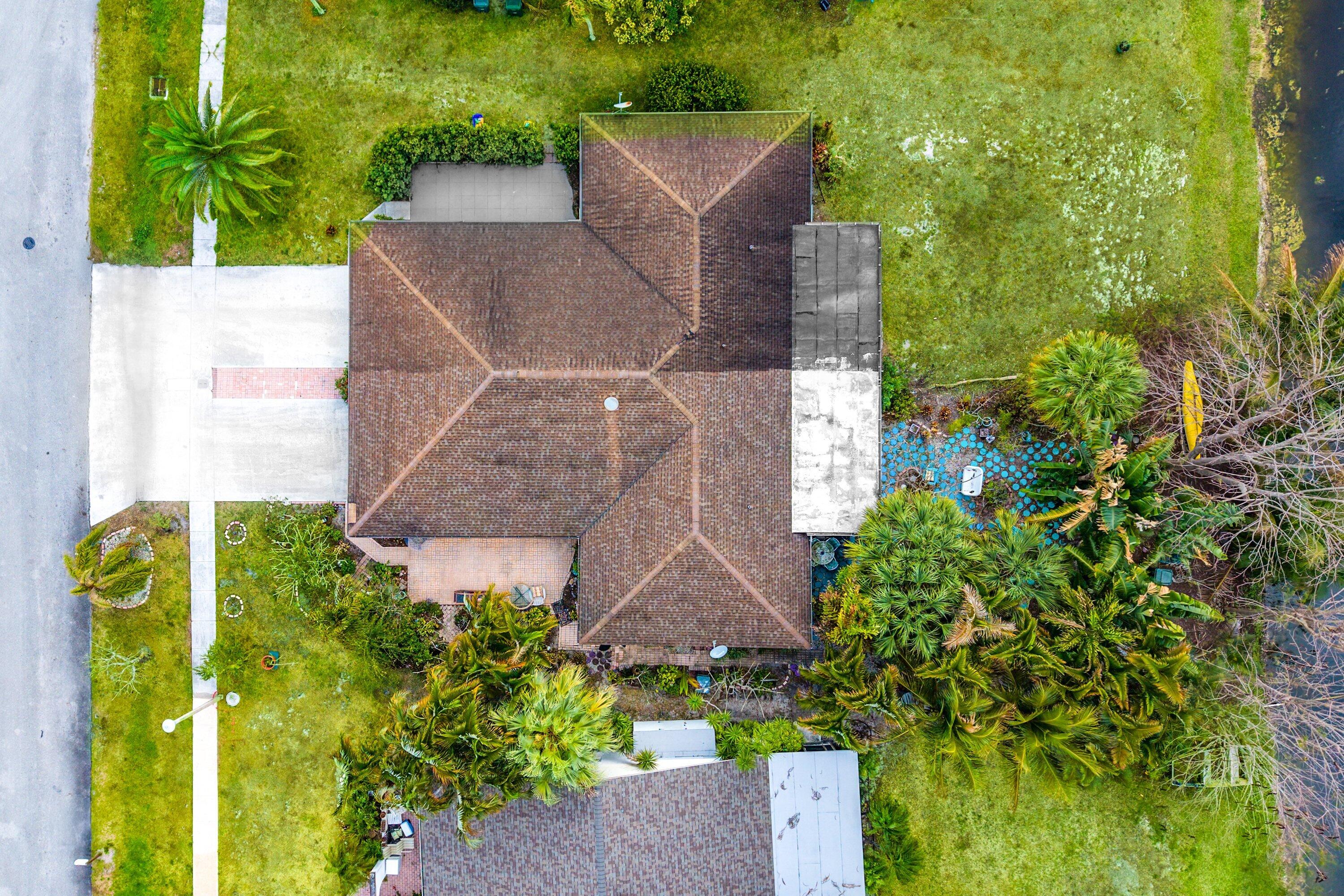 SOUTH SHORE NO 4 OF WELLINGTON - Residential