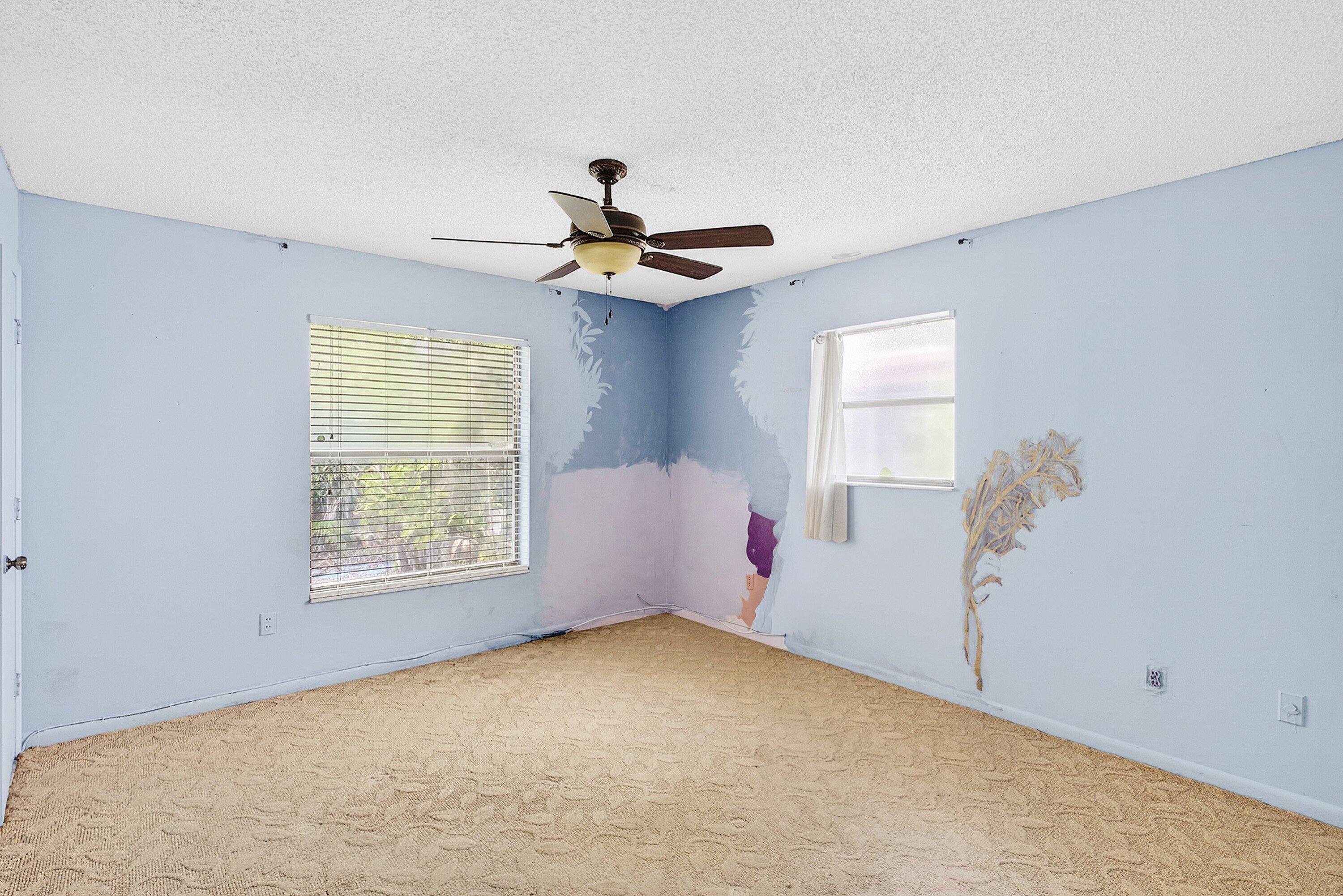 SOUTH SHORE NO 4 OF WELLINGTON - Residential