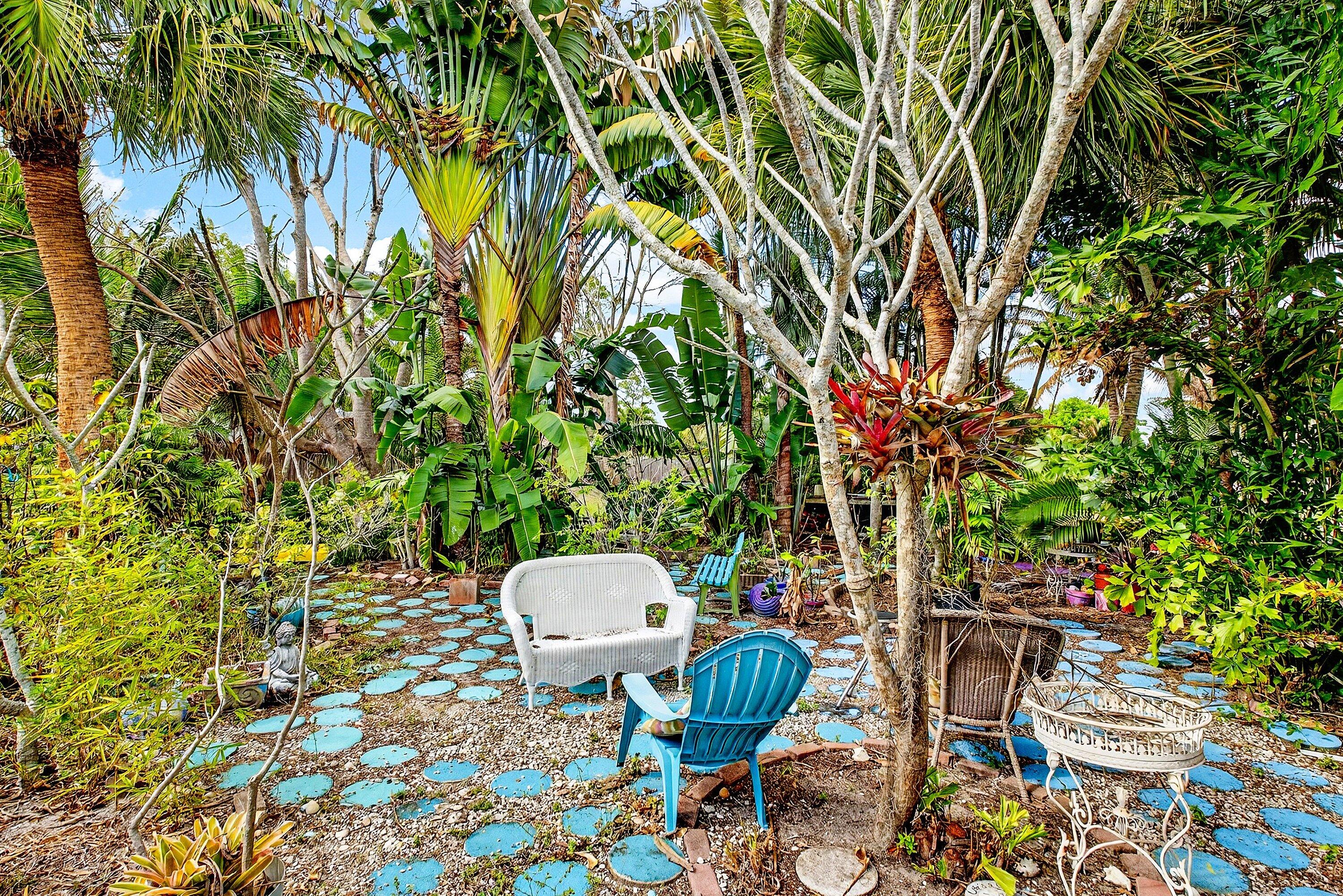 SOUTH SHORE NO 4 OF WELLINGTON - Residential