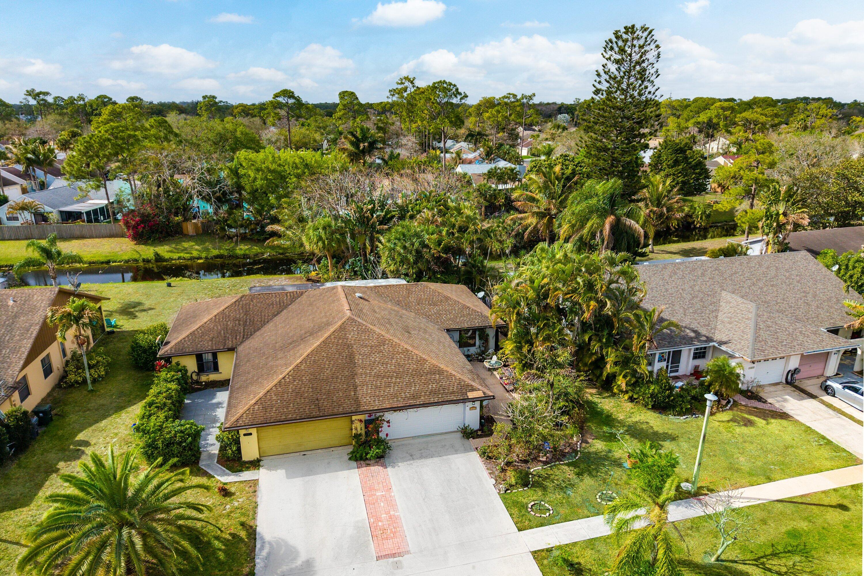 SOUTH SHORE NO 4 OF WELLINGTON - Residential