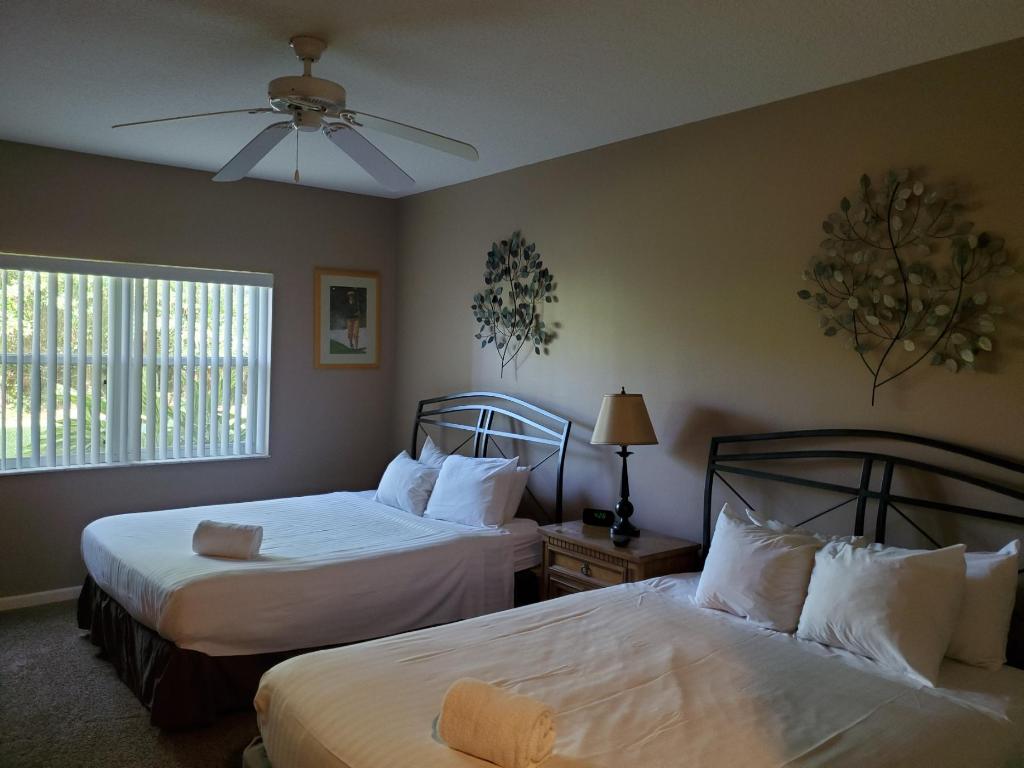 CASTLE PINES CONDOMINIUM - Residential Lease