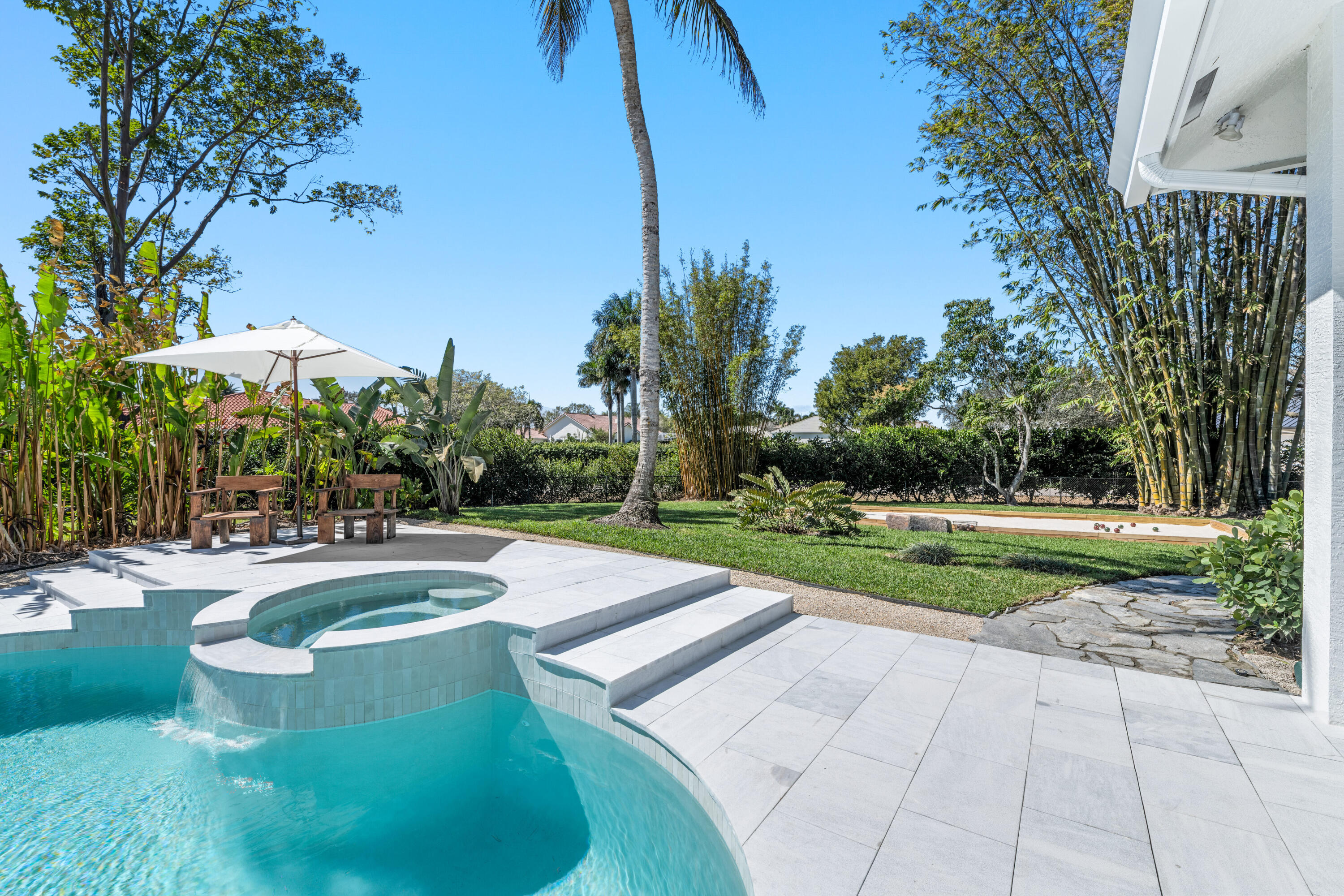 WELLINGTON AERO CLUB OF THE LANDINGS AT WELLINGTON - Residential