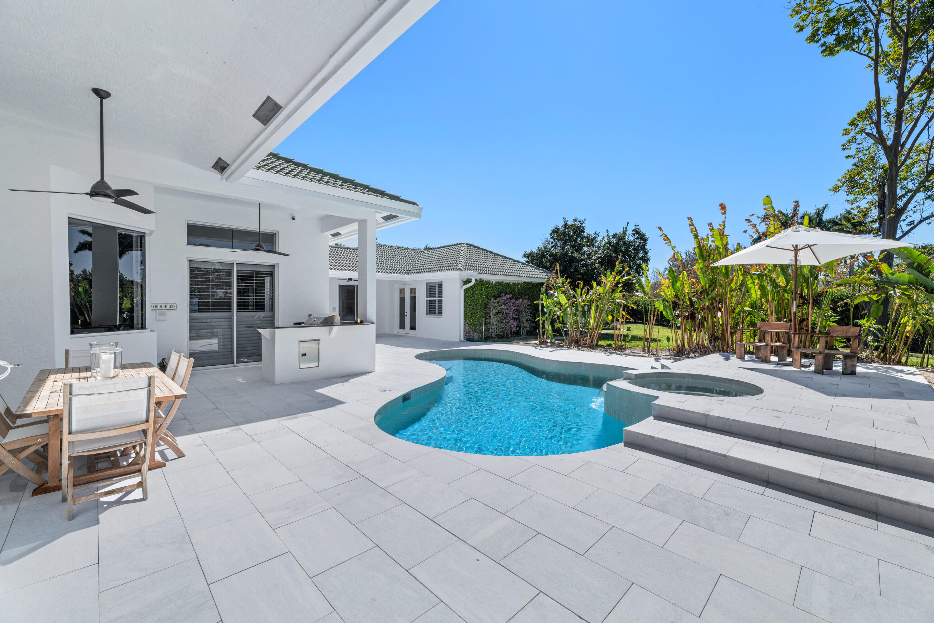 WELLINGTON AERO CLUB OF THE LANDINGS AT WELLINGTON - Residential