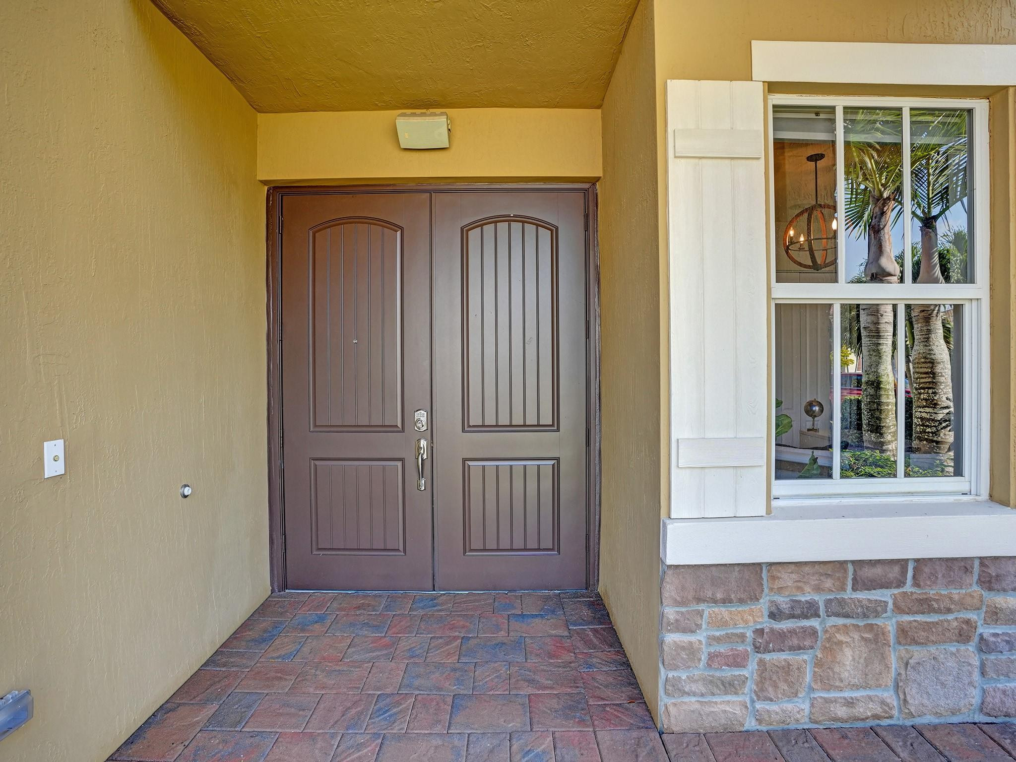 MiraLago - Residential