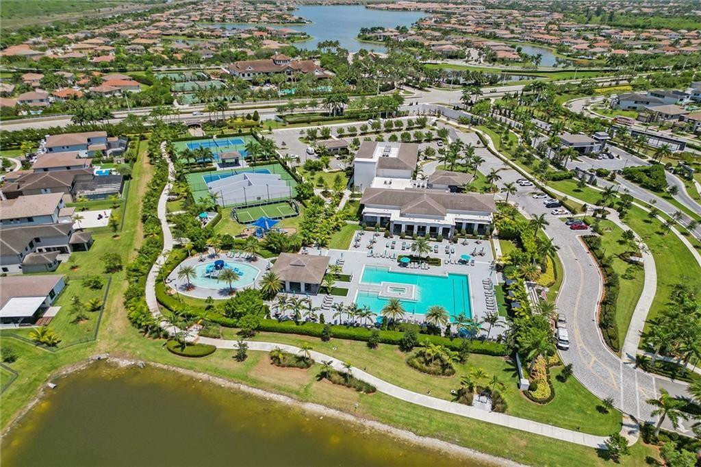 MiraLago - Residential