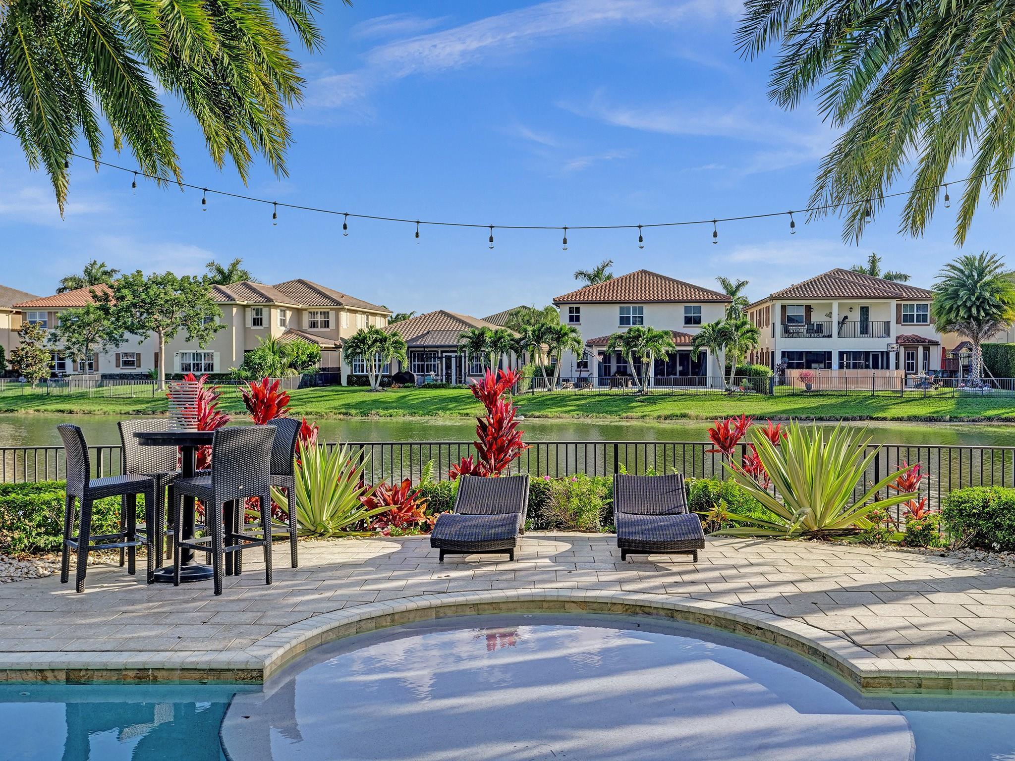 MiraLago - Residential