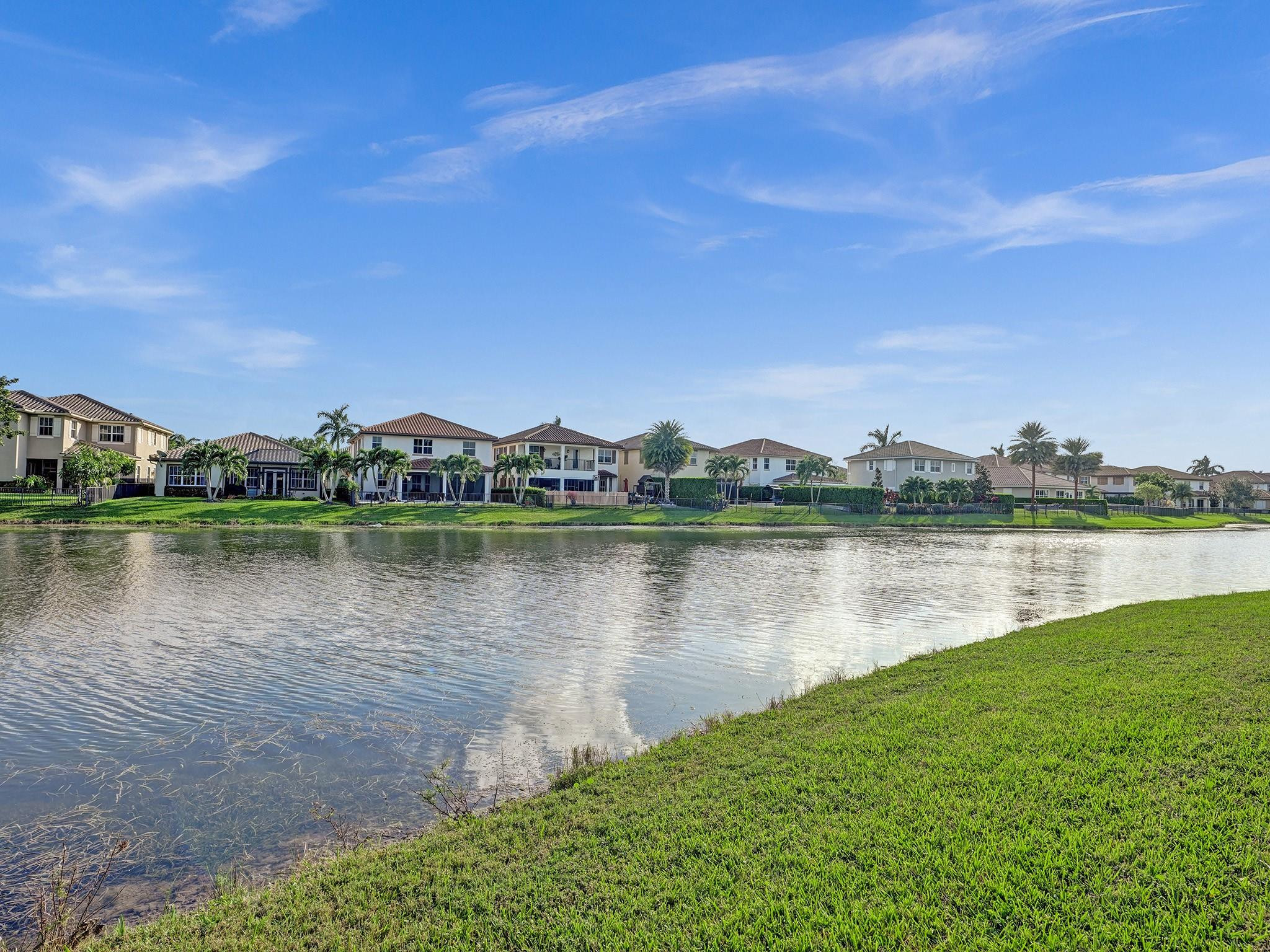 MiraLago - Residential
