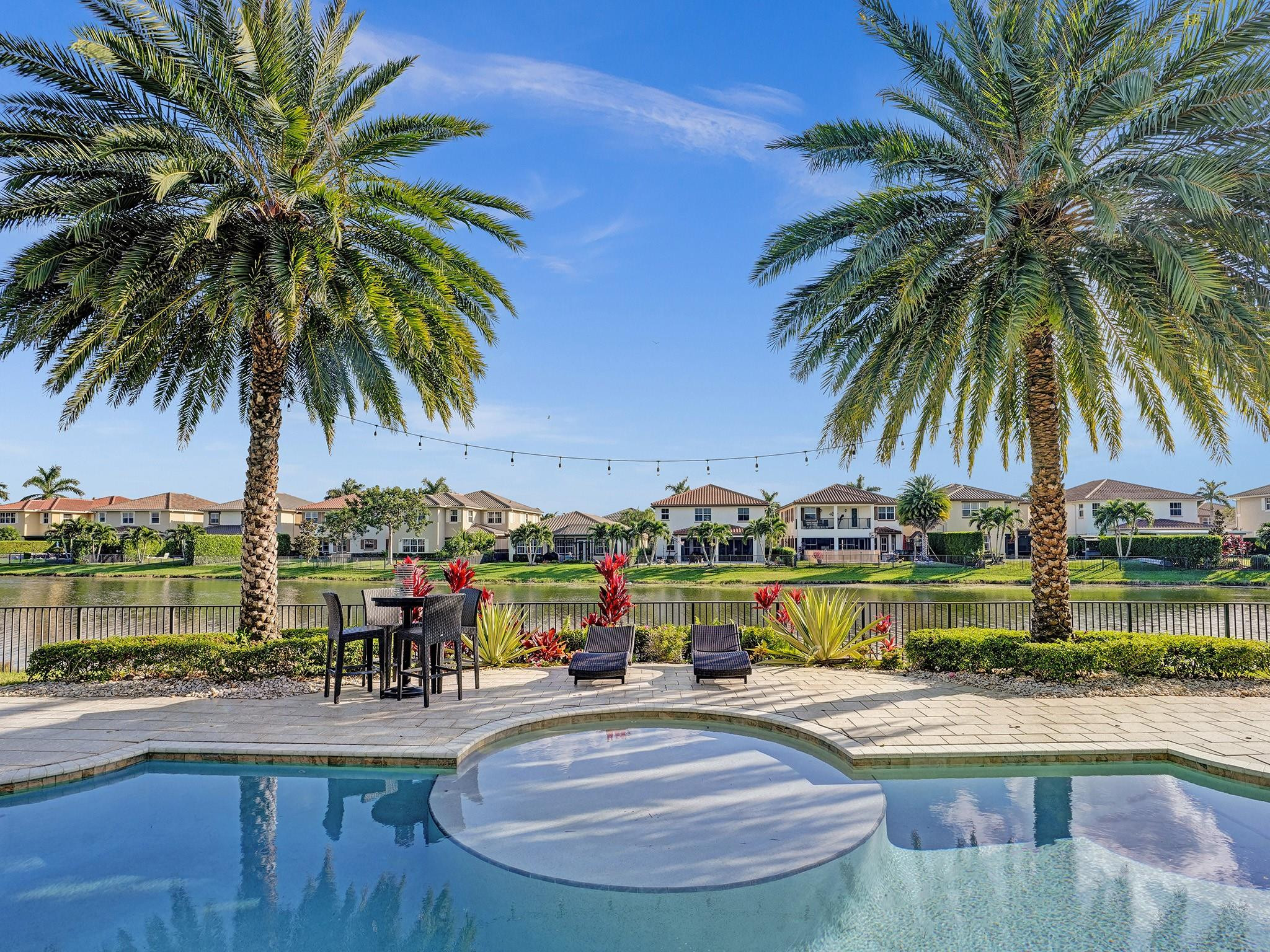 MiraLago - Residential