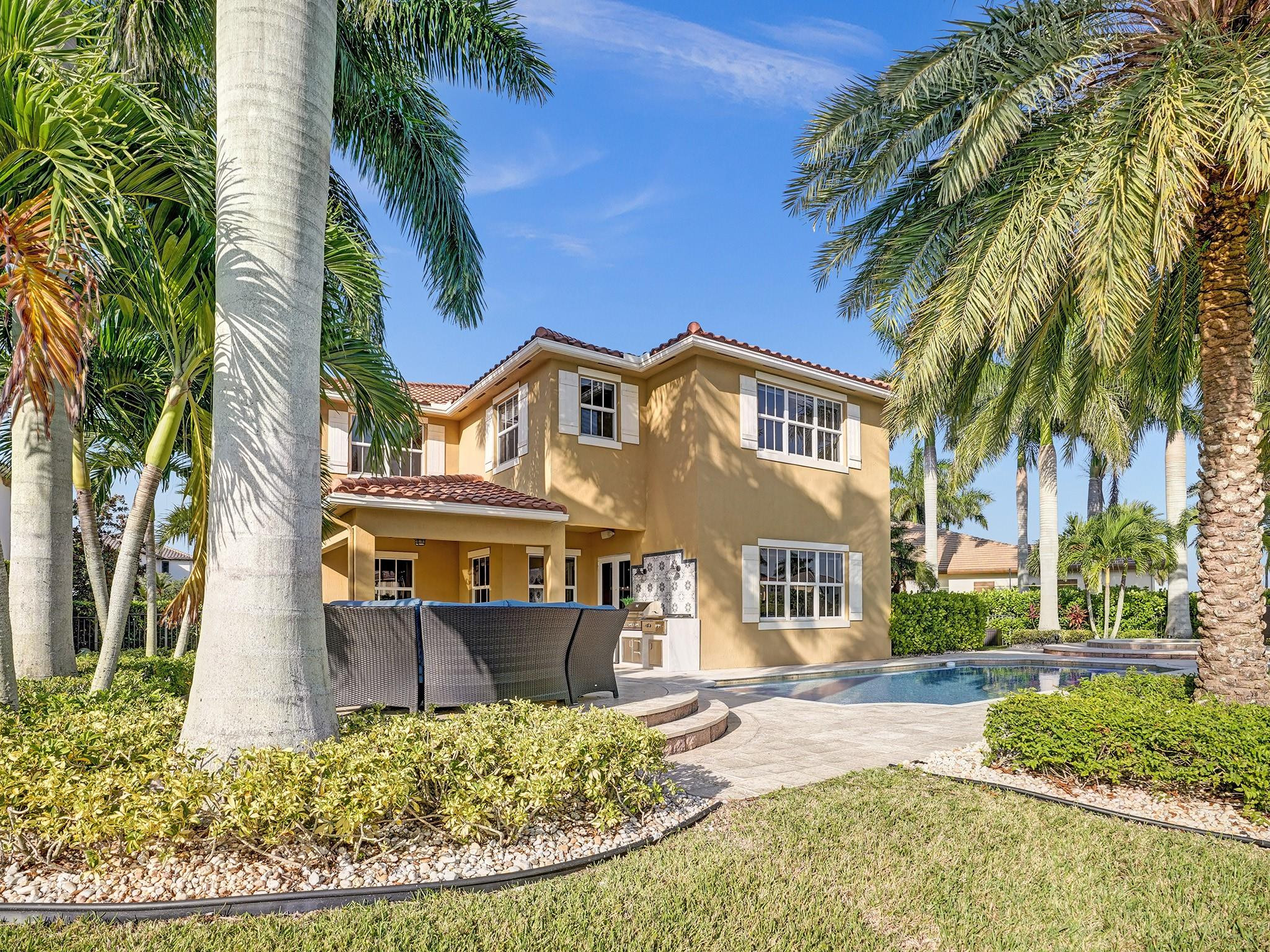 MiraLago - Residential