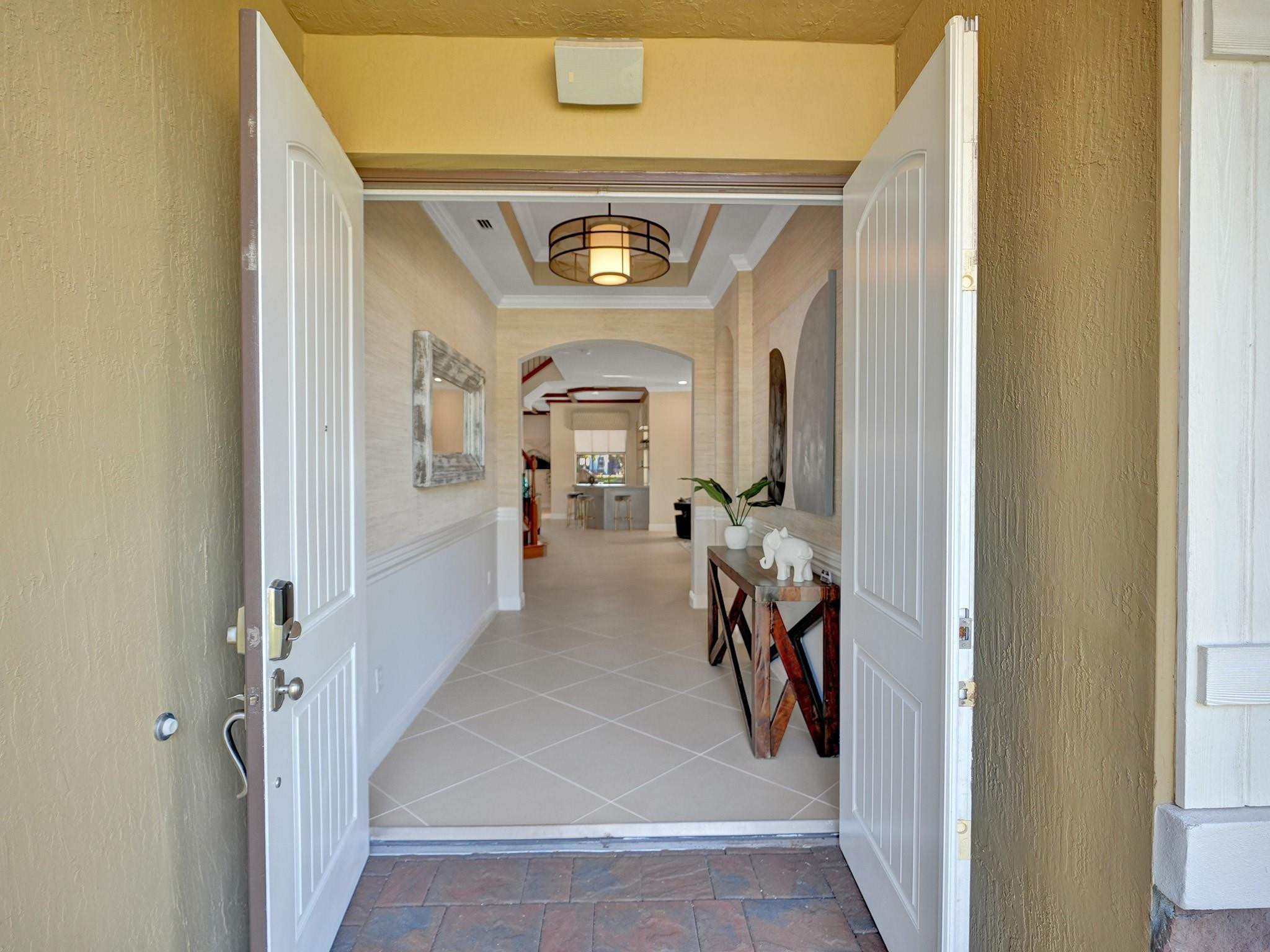 MiraLago - Residential