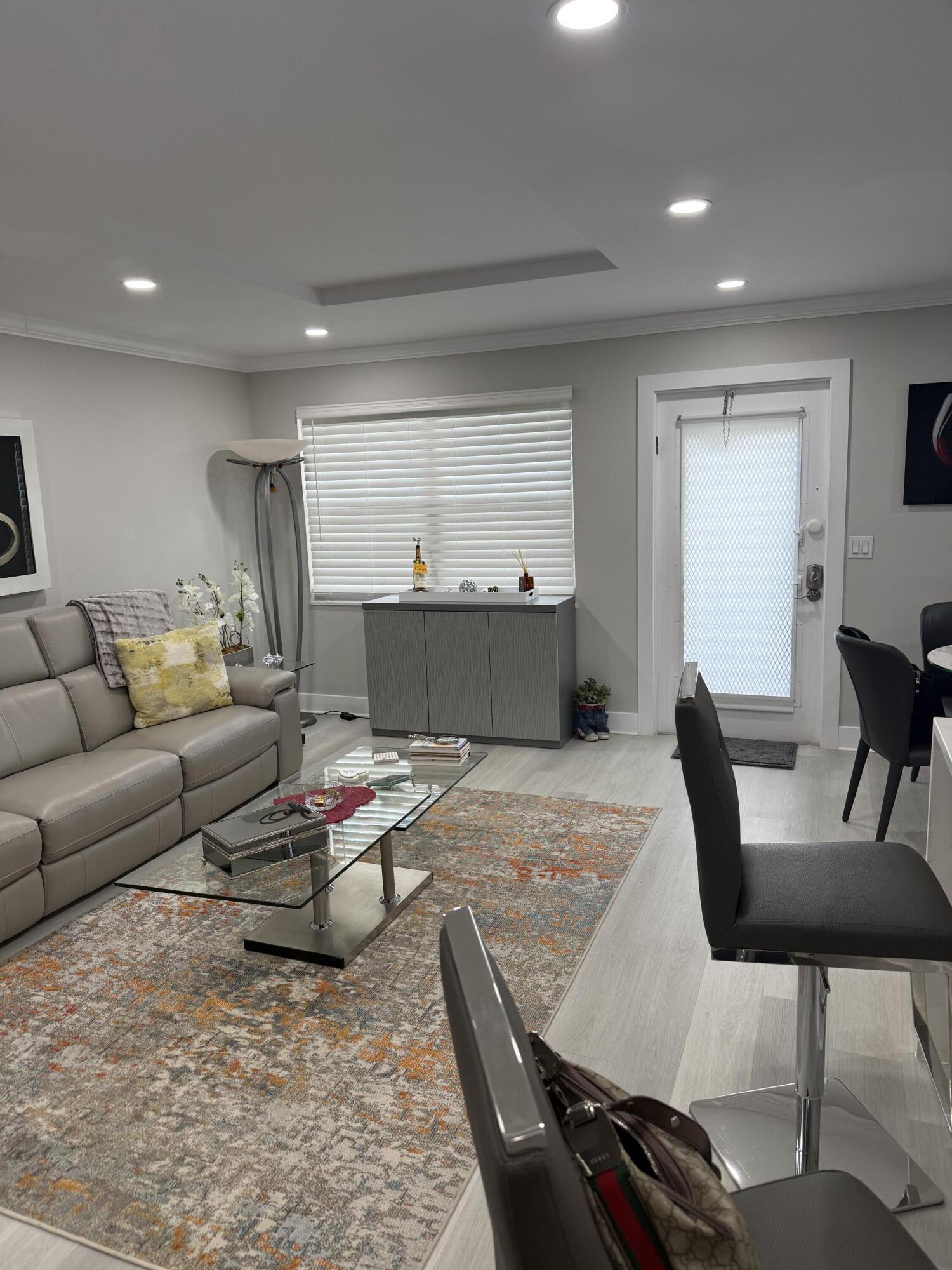 AINSLIE AT CENTURY VILLAGE CONDO - Residential Lease