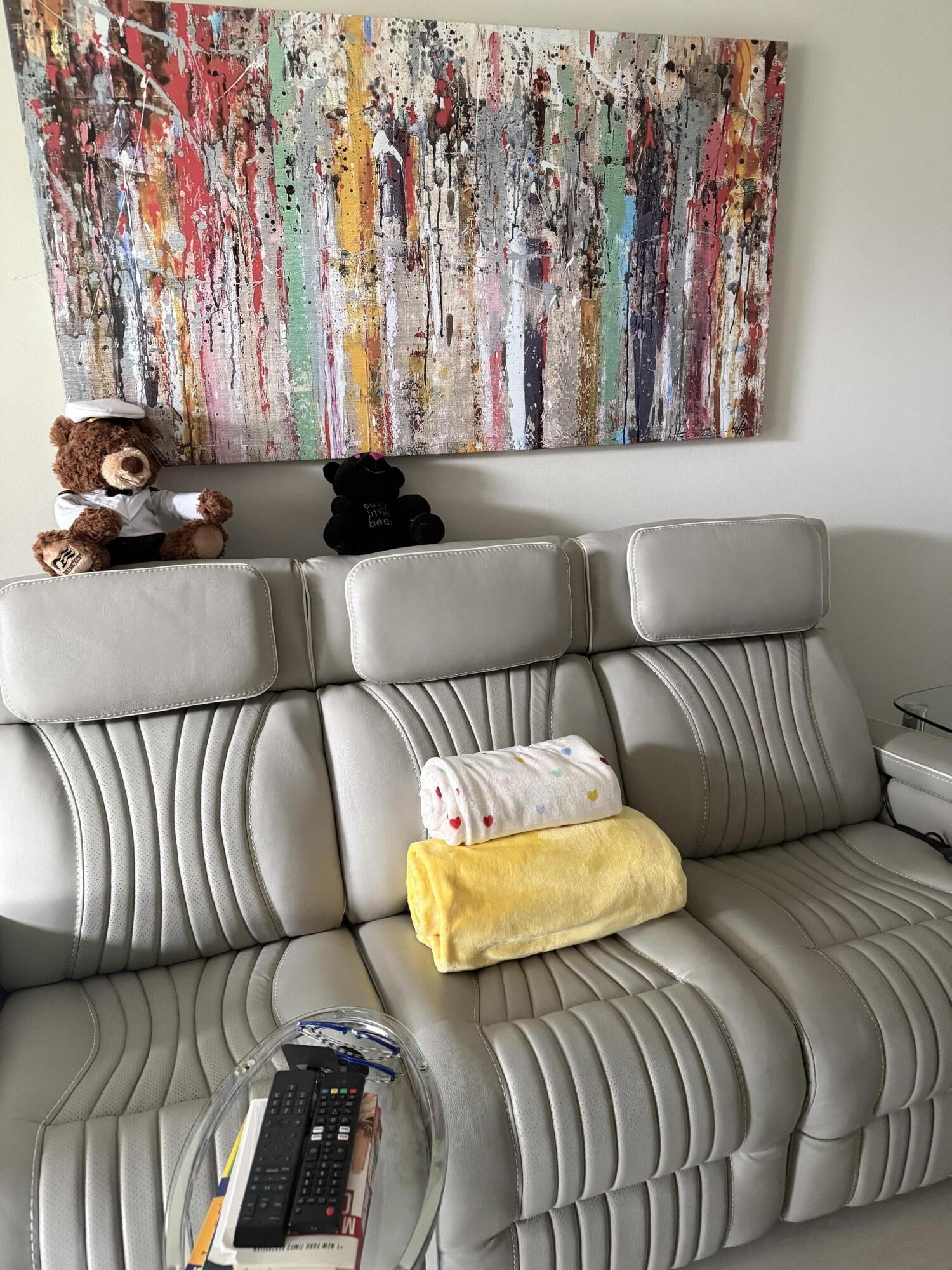 AINSLIE AT CENTURY VILLAGE CONDO - Residential Lease