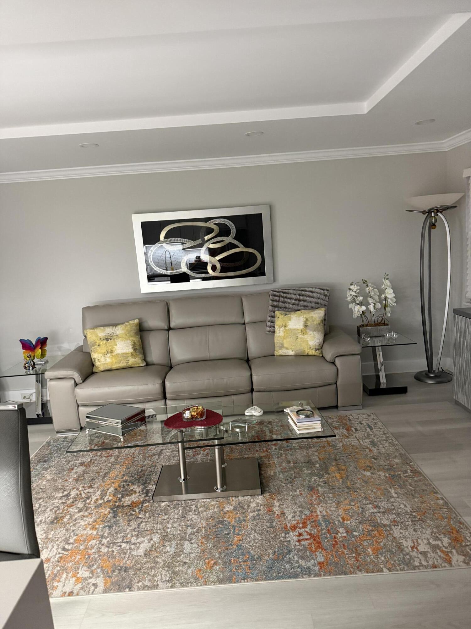 AINSLIE AT CENTURY VILLAGE CONDO - Residential Lease