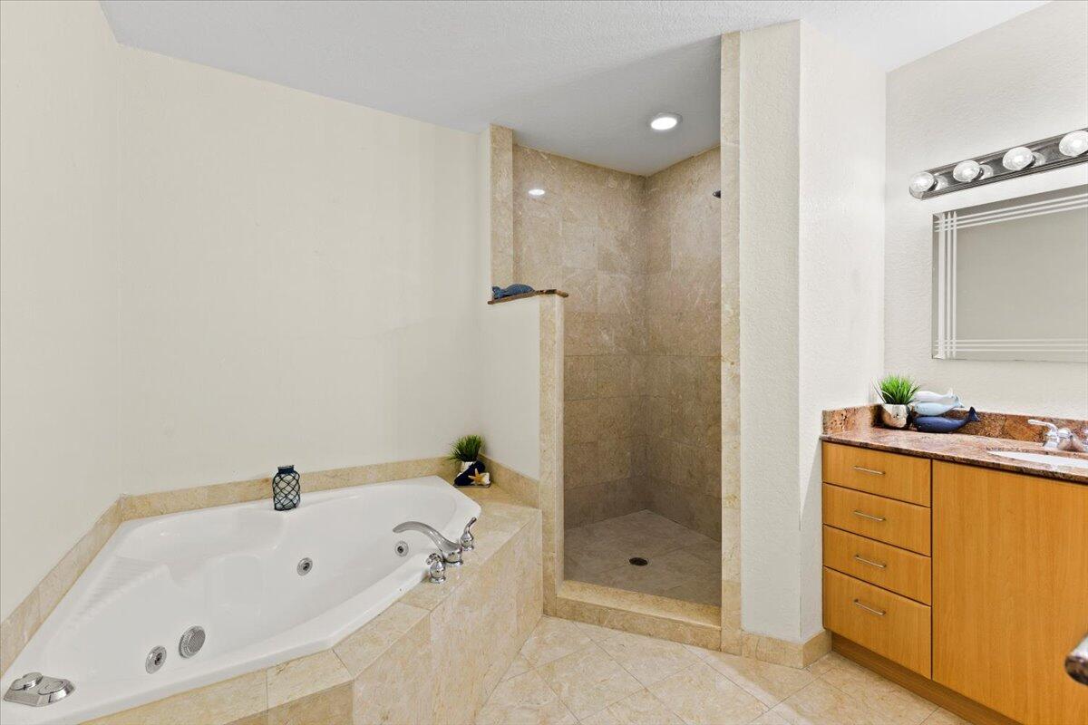 PARK PLACE CONDO - Residential Lease