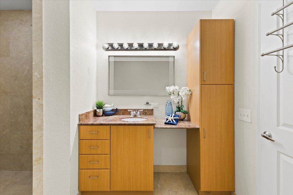 PARK PLACE CONDO - Residential Lease