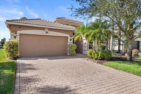 6645 Via Alfieri Lake Worth FL 33467