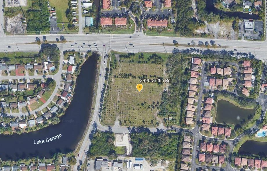 4 +- acres at S.E. corner of Griffin Road and S.W. 40 Avenue. Traffic Light, water and sewer and drainage to offsite lake with pipe installed. Approximately 1.2 acres is under FPL easement. Mostly filled. Minutes to Hard Rock Casino-Hotel. Liberal C-3 Zoning permits gas, motel, drive thru restaurant, retail-office-showroom, and commercial uses. All utilities at site. Realtor is owner. Build to suit, sale, or lease. Will Divide. New RaceTrac Gas Station, opened 2023 on S.W. corner of property not included in sale of property.
S.E. corner of Griffin Road and S.W. 40th Avenue at 3990 Griffin Road, Hollywood, 33020. Located between U.S. #441 and I-95. Easy Access to I-595, Turnpike, I-95 and U.S.#441. New Seminole Indian Hard Rock Casino- Hotel minutes away. Traffic count 40,000+.