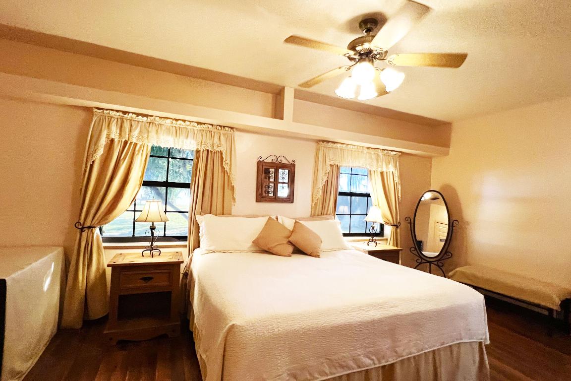 SUNDOWN SUB - Residential