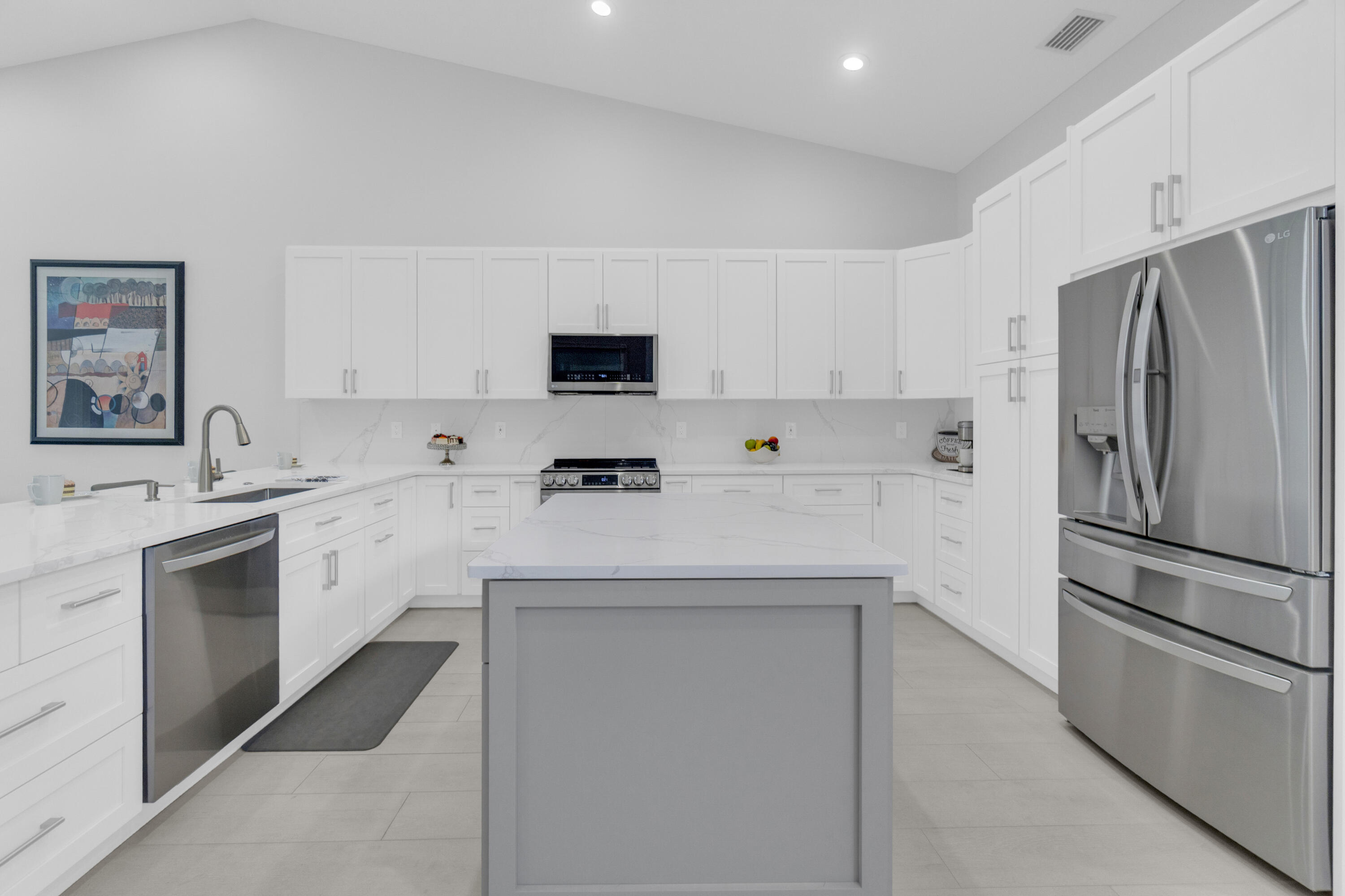 Villa San Remo - Residential