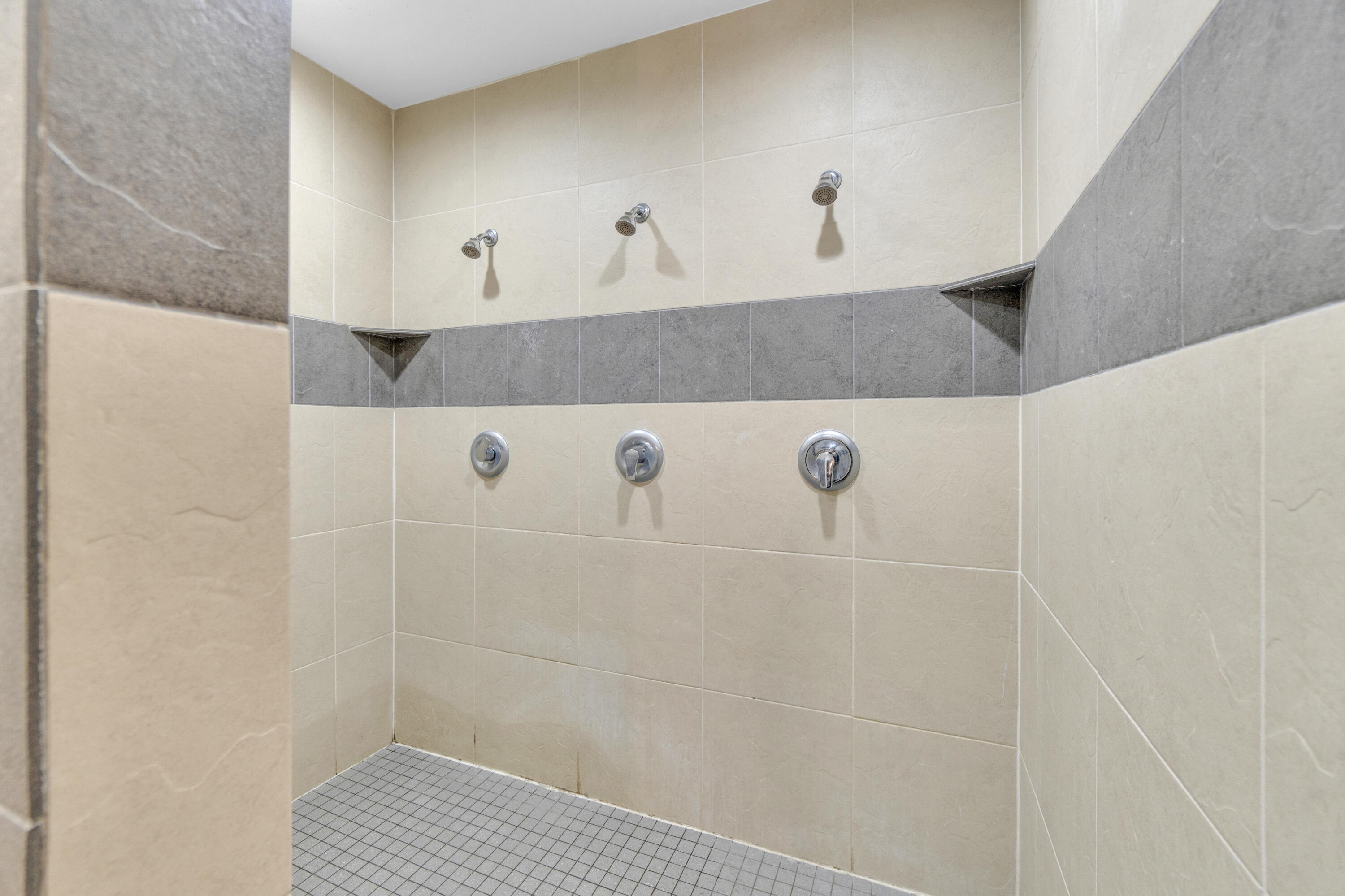 Villa San Remo - Residential