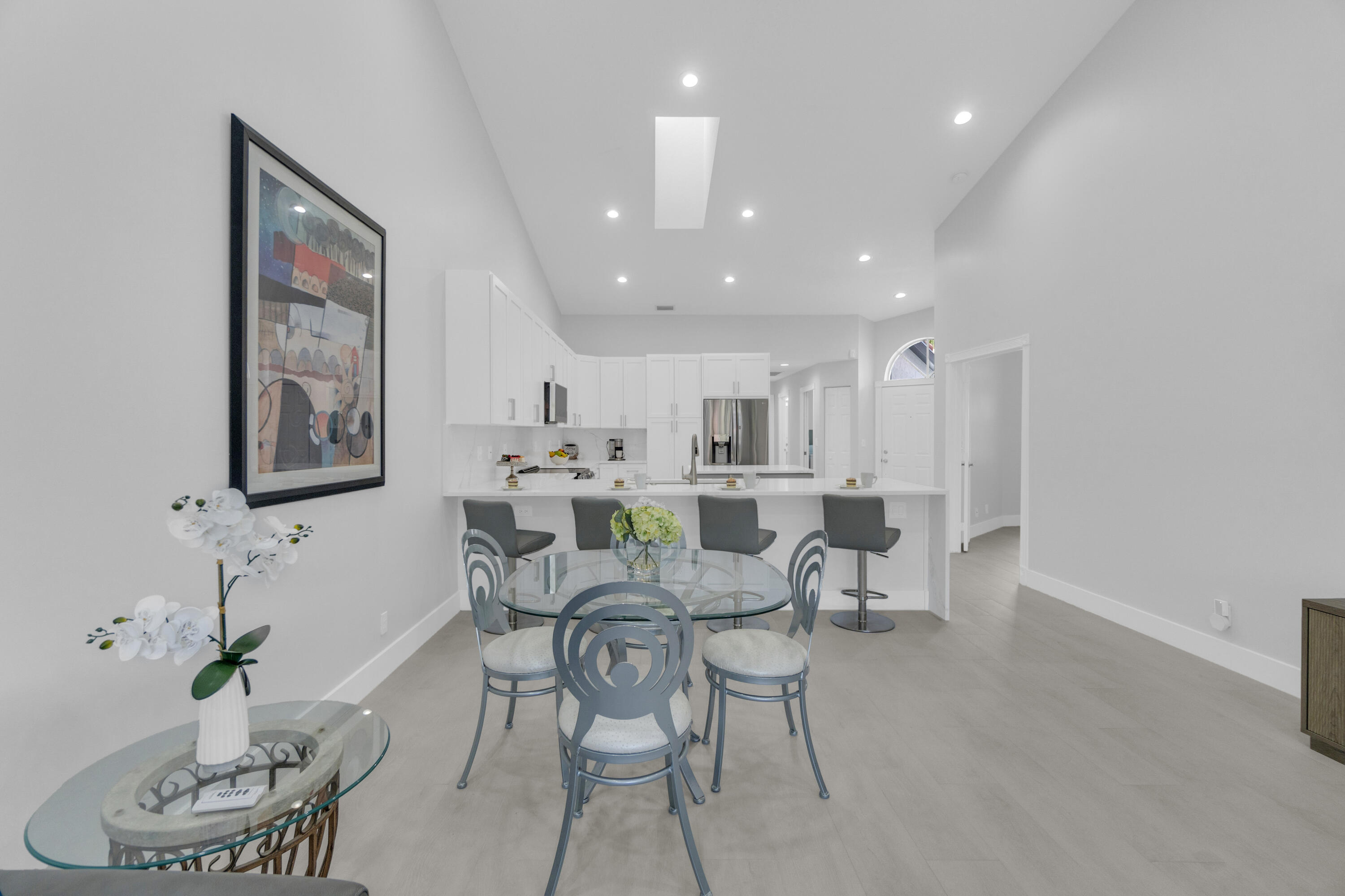 Villa San Remo - Residential