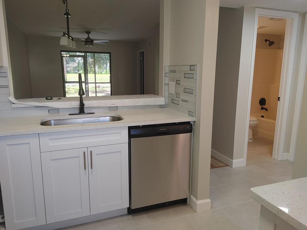 GOLF COLONY - Residential