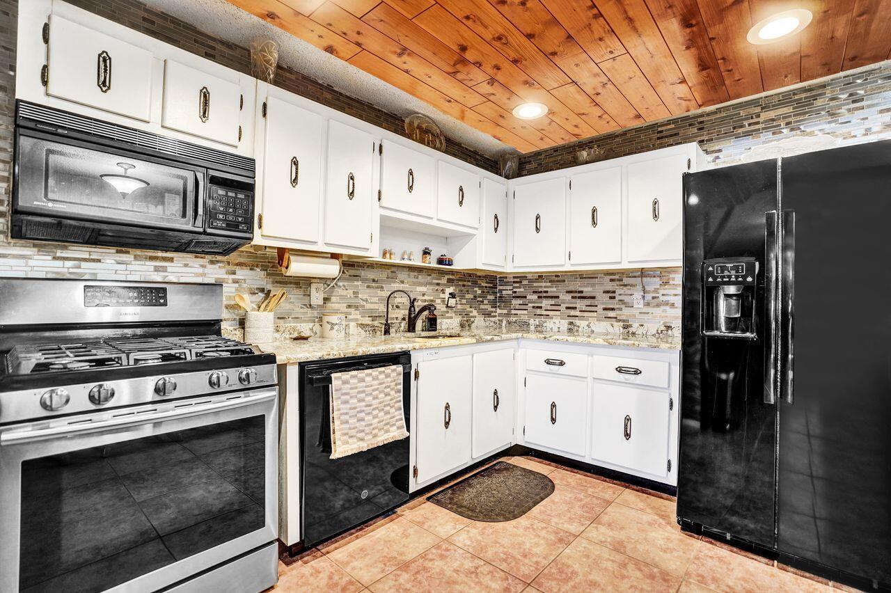 PALM BEACH VILLAS II 2 - Residential